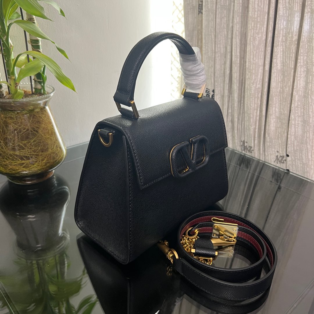 [TOP] VALENTINO Garavani Vsling Bag 22x10x16cm- Black