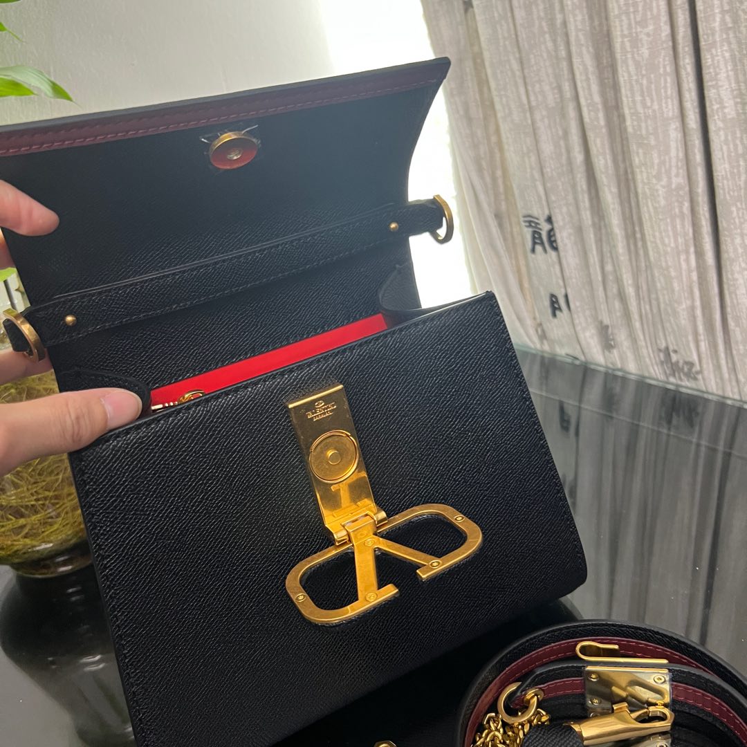 [TOP] VALENTINO Garavani Vsling Bag 22x10x16cm- Black