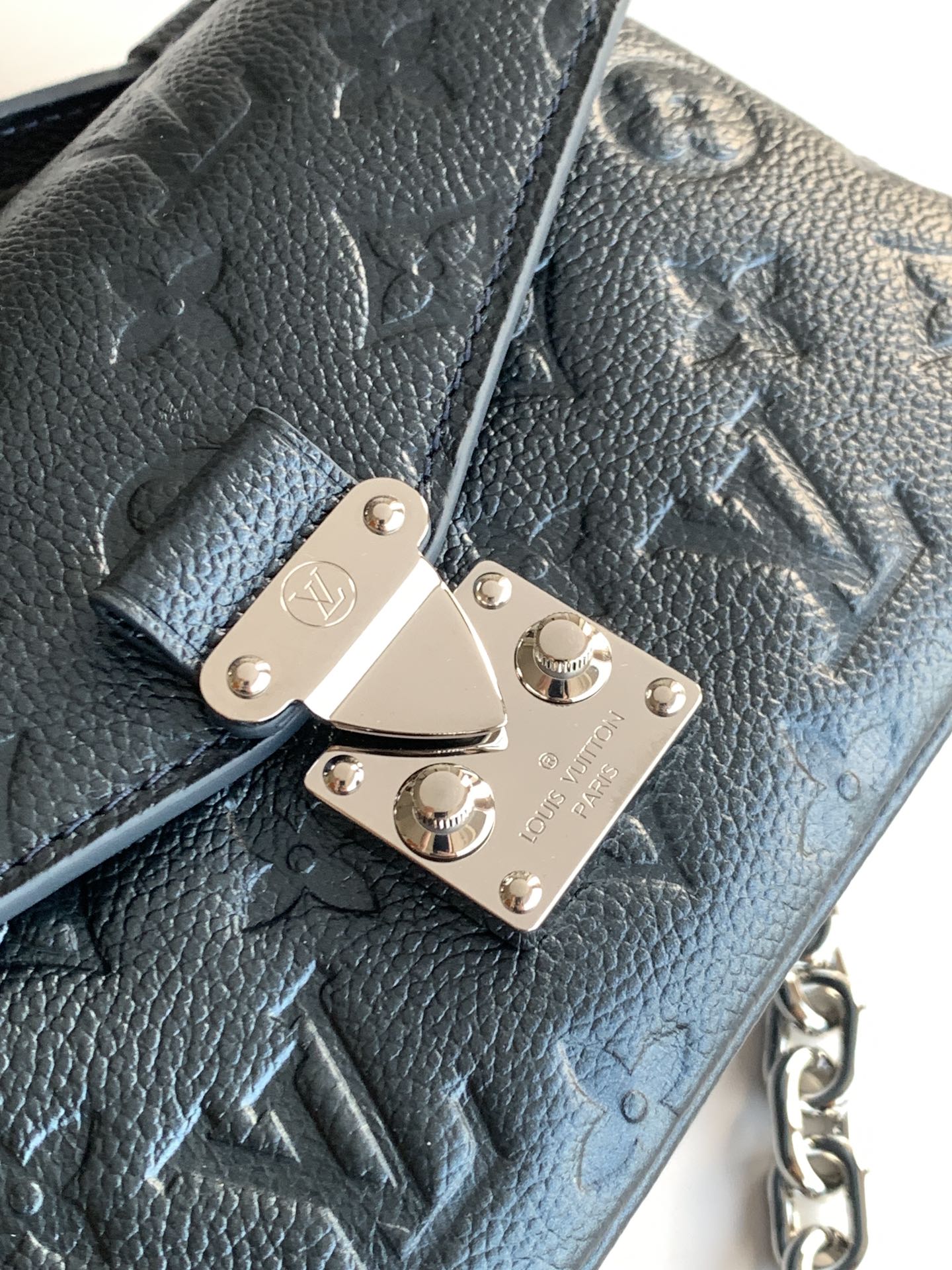 [TOP] Louis Vuitton LV Pochette Métis East West Handbags 21.5x13.5x6cm - Pearl Blue