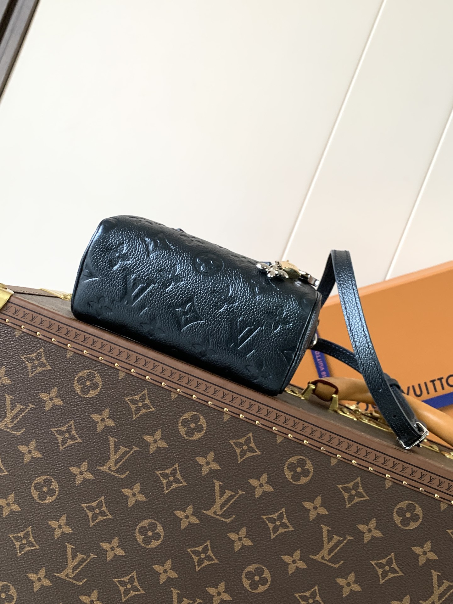 [TOP] Louis Vuitton LV Nano Speedy Bag 16×10×7.5 cm - Pearl Blue