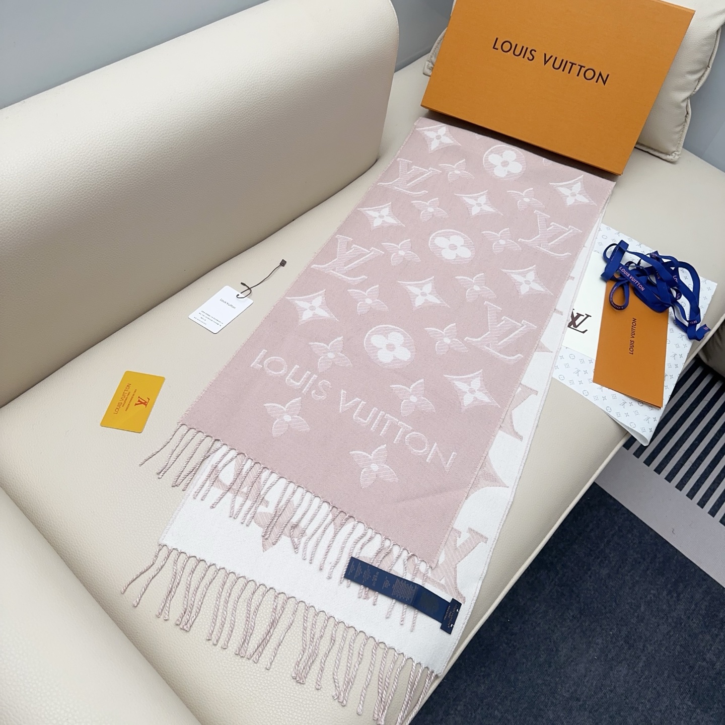 [TOP] Louis Vuitton LV Scarf 34 x 220 cm - 3 Color