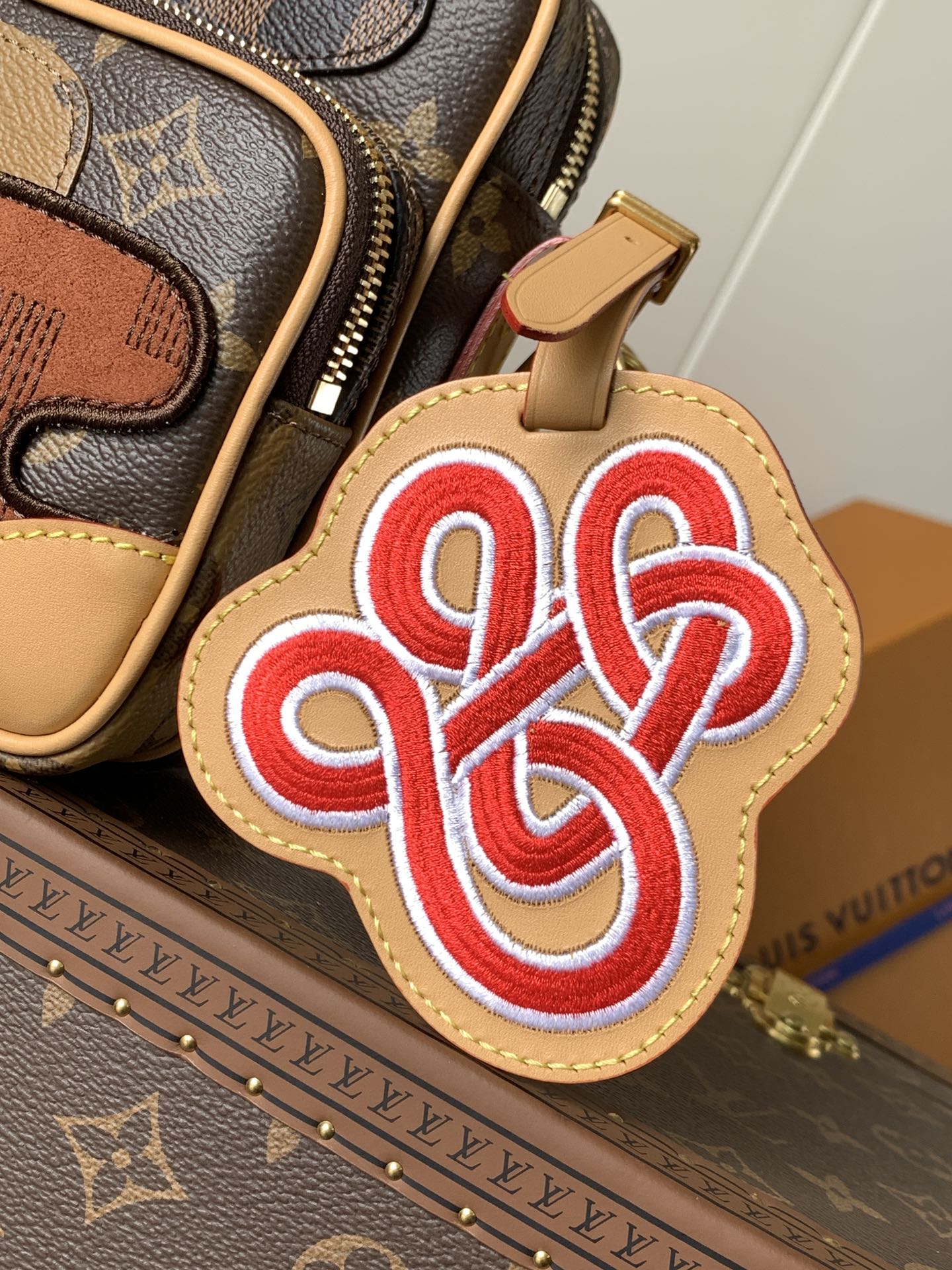 [TOP] Louis Vuitton LV  Monogram Landscape Nil Handbag 25x17.5x11cm - Brown