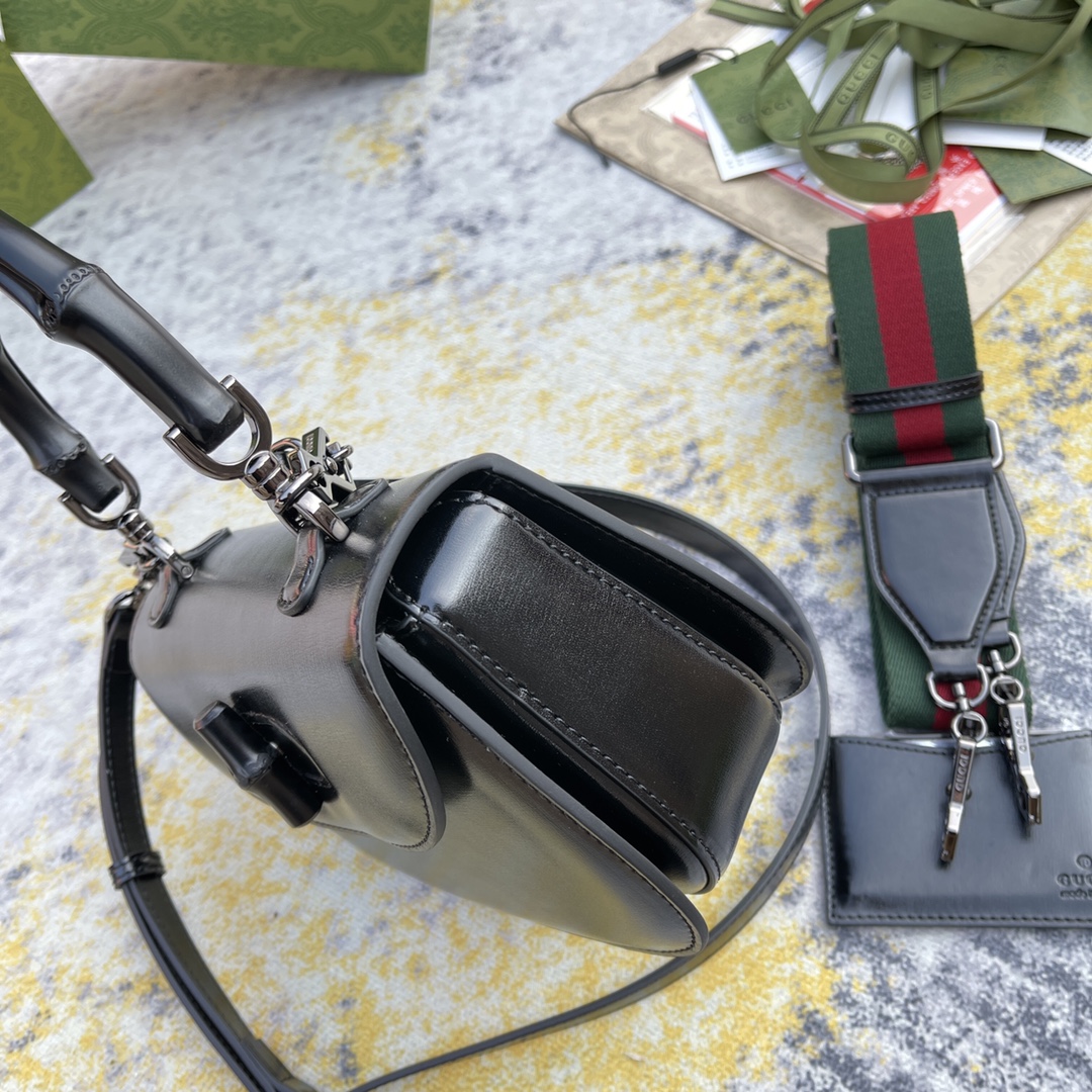 [TOP] GUCCI Bamboo Bag 21X15X7cm - Black