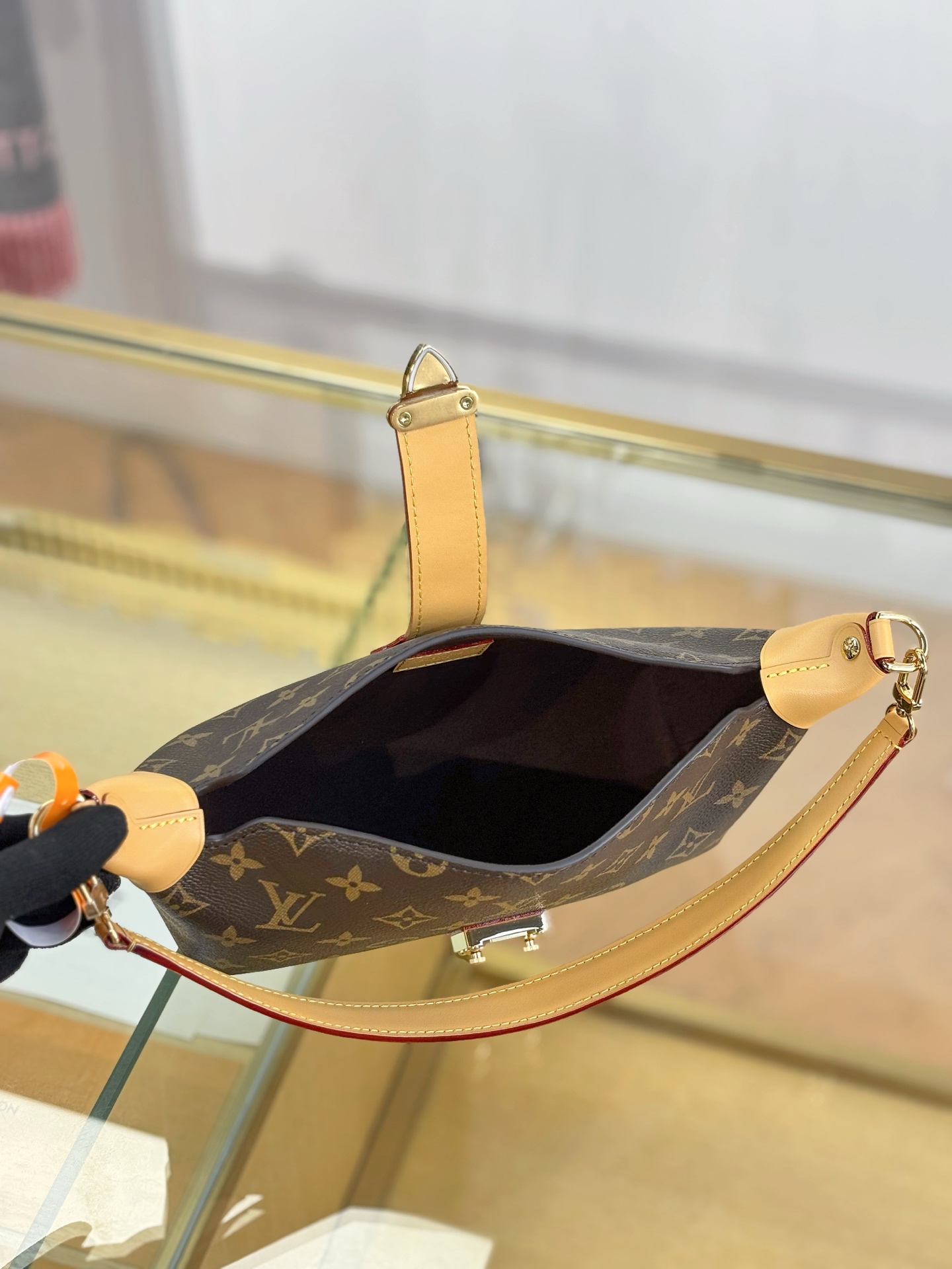 [TOP] Louis Vuitton LV Pochette Mia Bag 22x14.5x8cm - Monogram