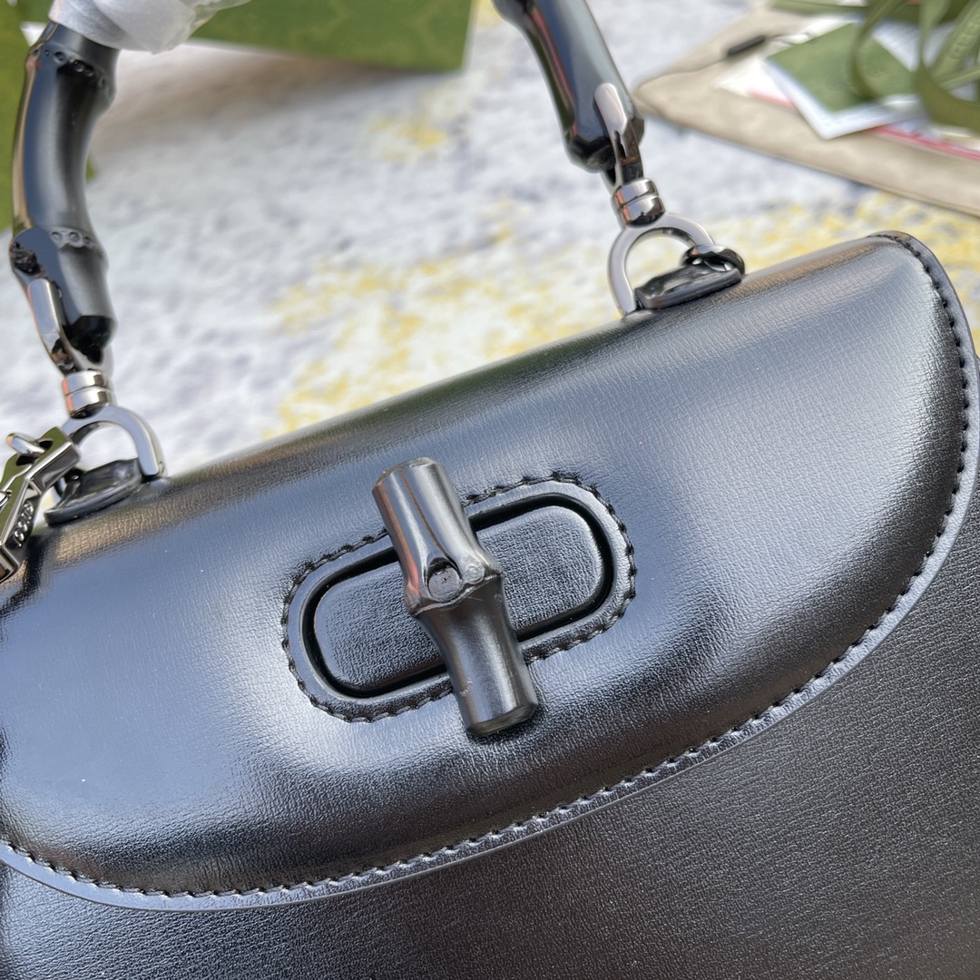 [TOP] GUCCI Bamboo Bag 21X15X7cm - Black