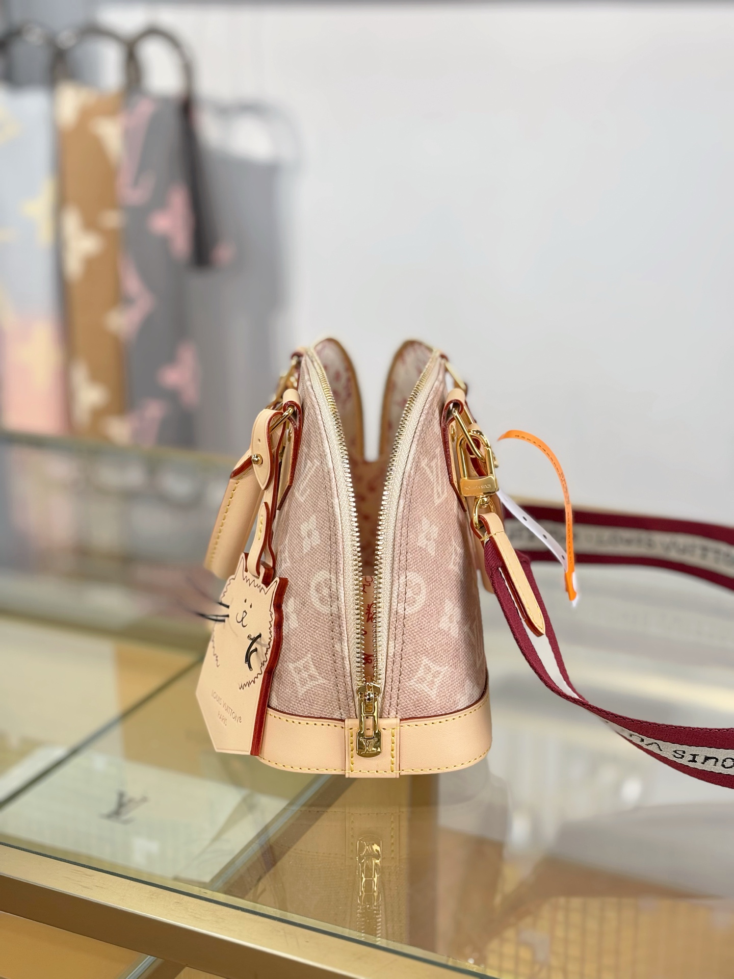 [TOP] Louis Vuitton LV Alma BB Bag Monogram Canvas 23.5X17.5X11.5cm - Apricot