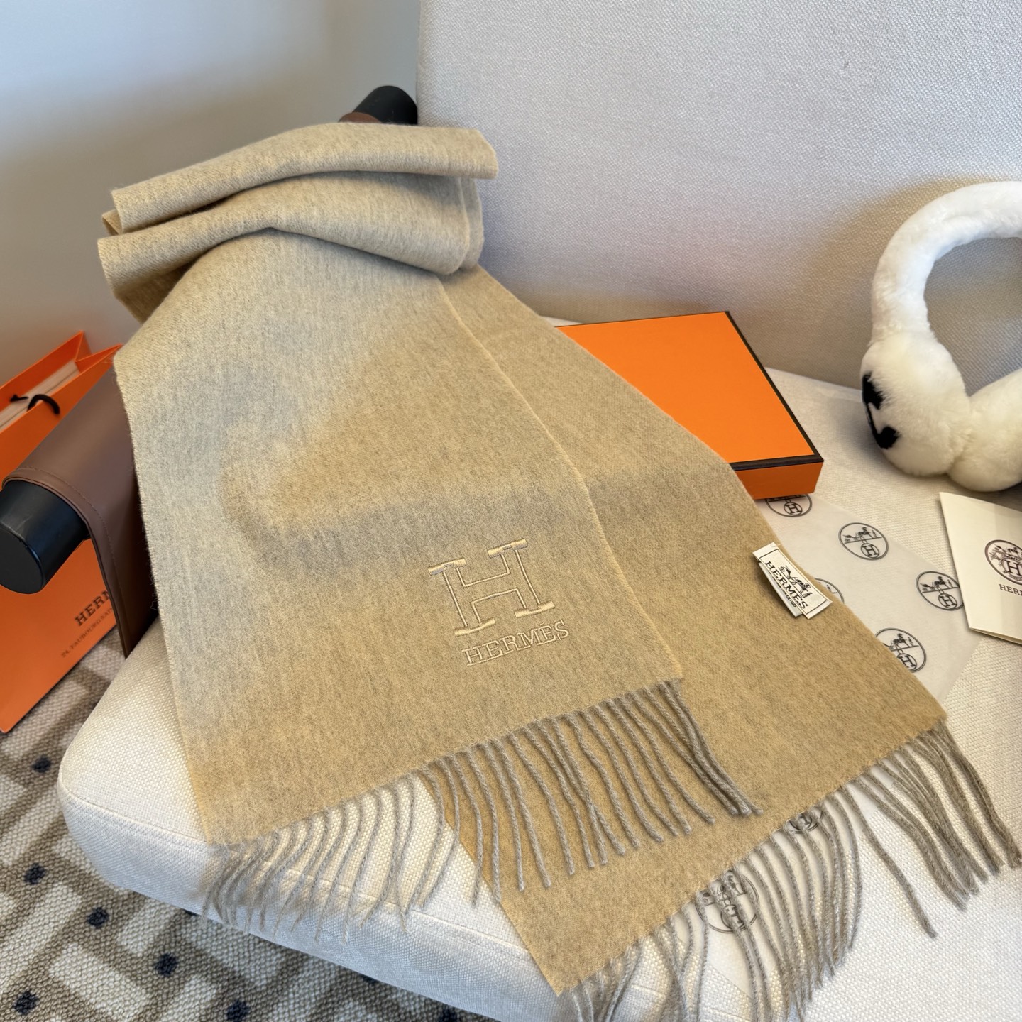 [TOP] HERMES Scarf with Embroidery Logo 35 x 190 cm - Gray