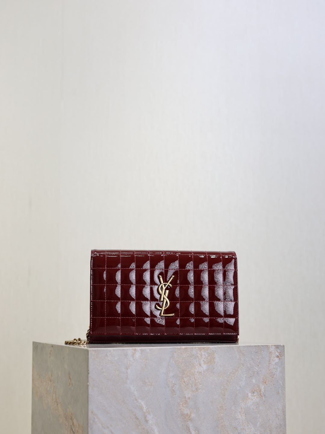 [TOP] Yves Saint Laurent YSL Cassandre Quilted Patent Leather Envelope Bag 23x14x3cm - 2 Color
