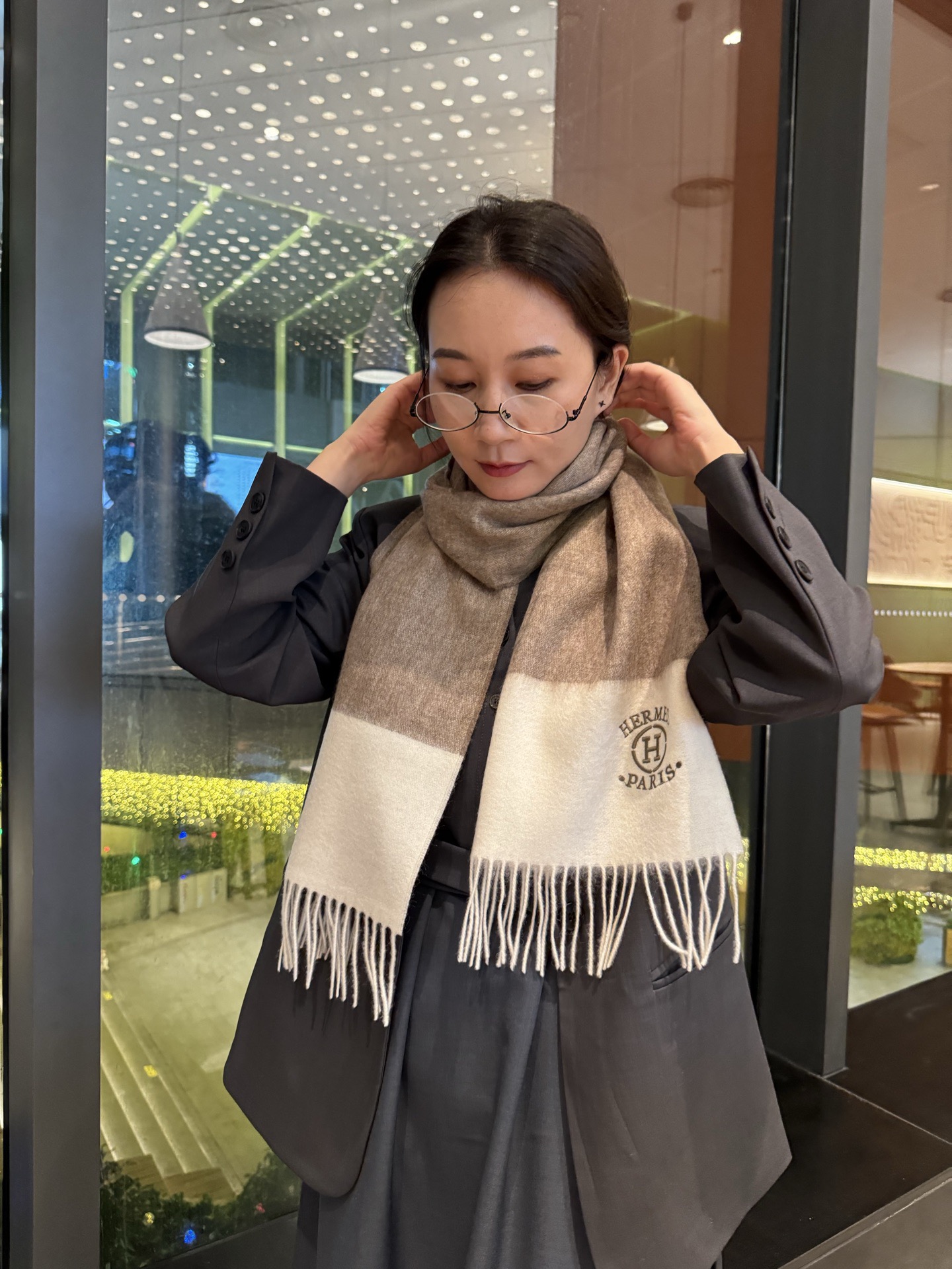 [TOP] HERMES Scarf with Embroidery Logo 35 x 190 cm - Gray and White