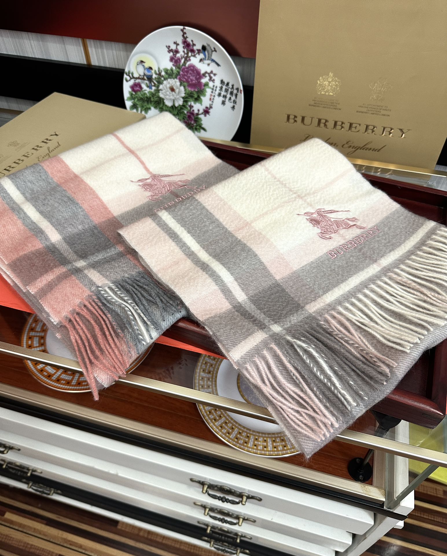[TOP] BURBERRY Cashmere Scarf 32*180cm  - 2 Colors