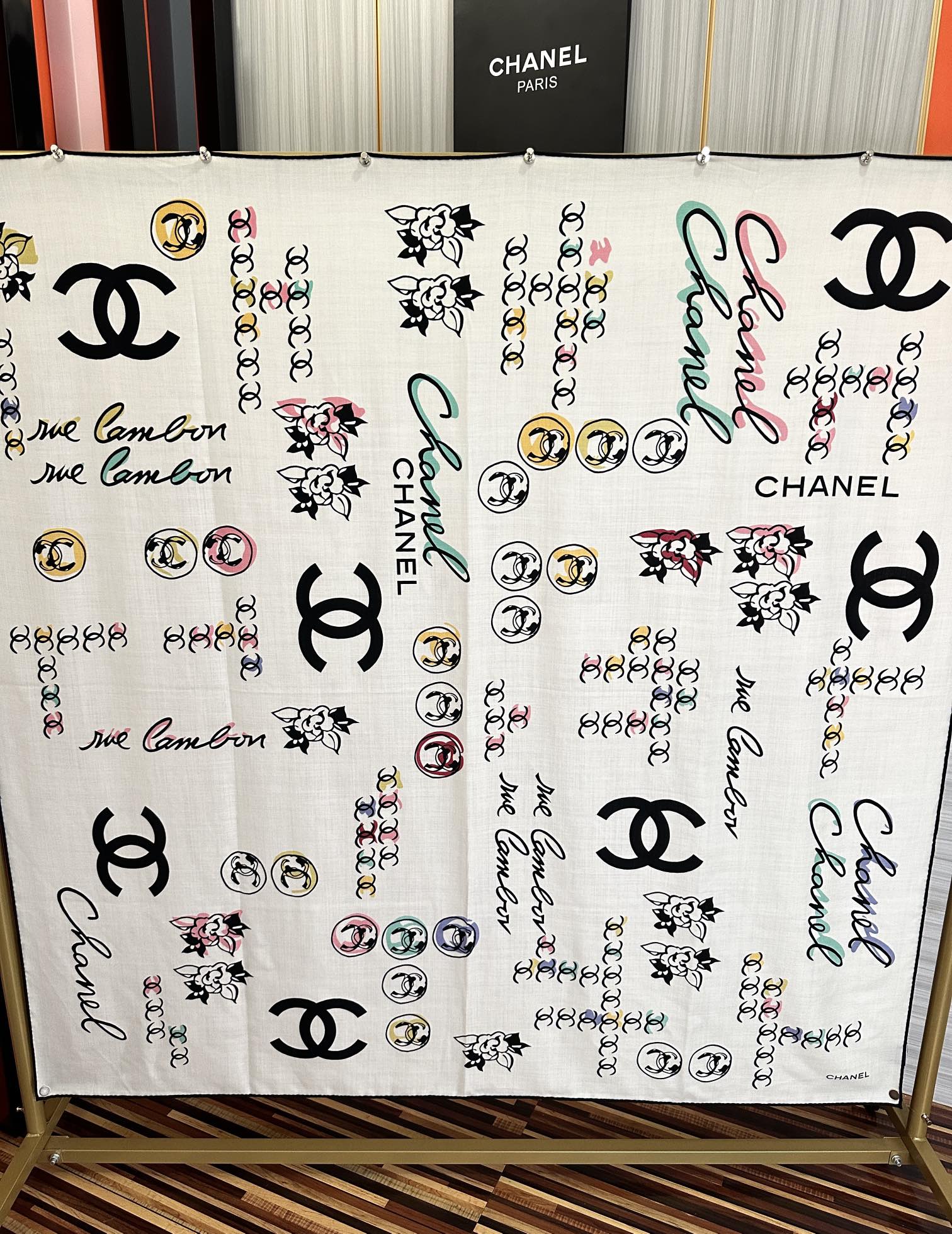 [TOP] CHANEL 70% Cashmere + 30% Silk Scarf 140x140 cm - 2 Colors