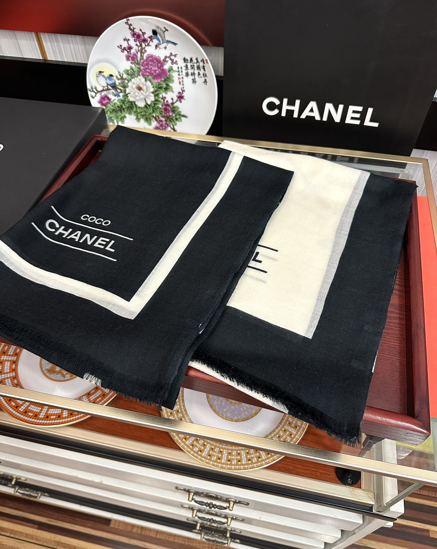[TOP] CHANEL Cashmere Scarf 100x200 cm - 2 Colors