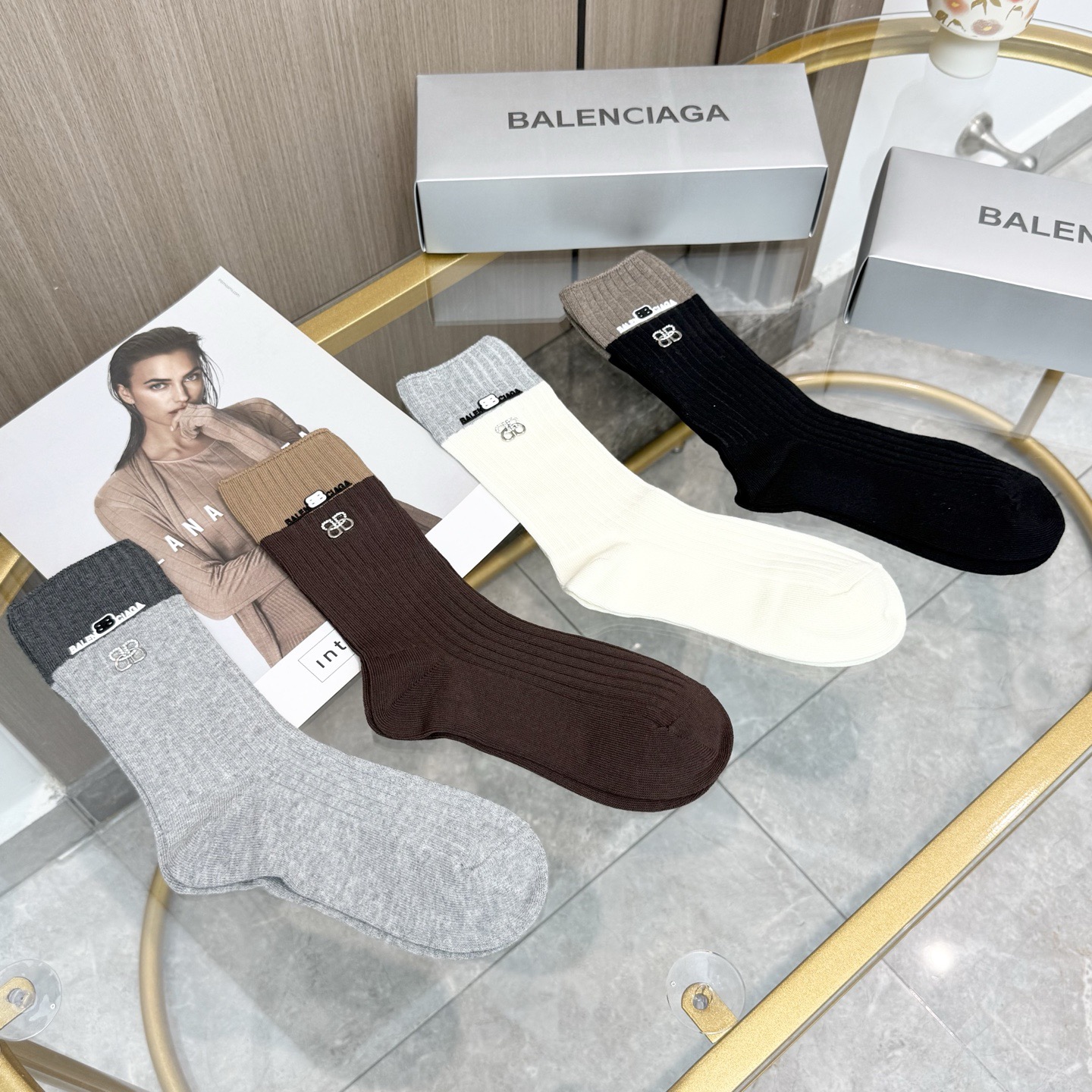 [TOP] BALENCIAGA Socks - 4 Pieces as a Set