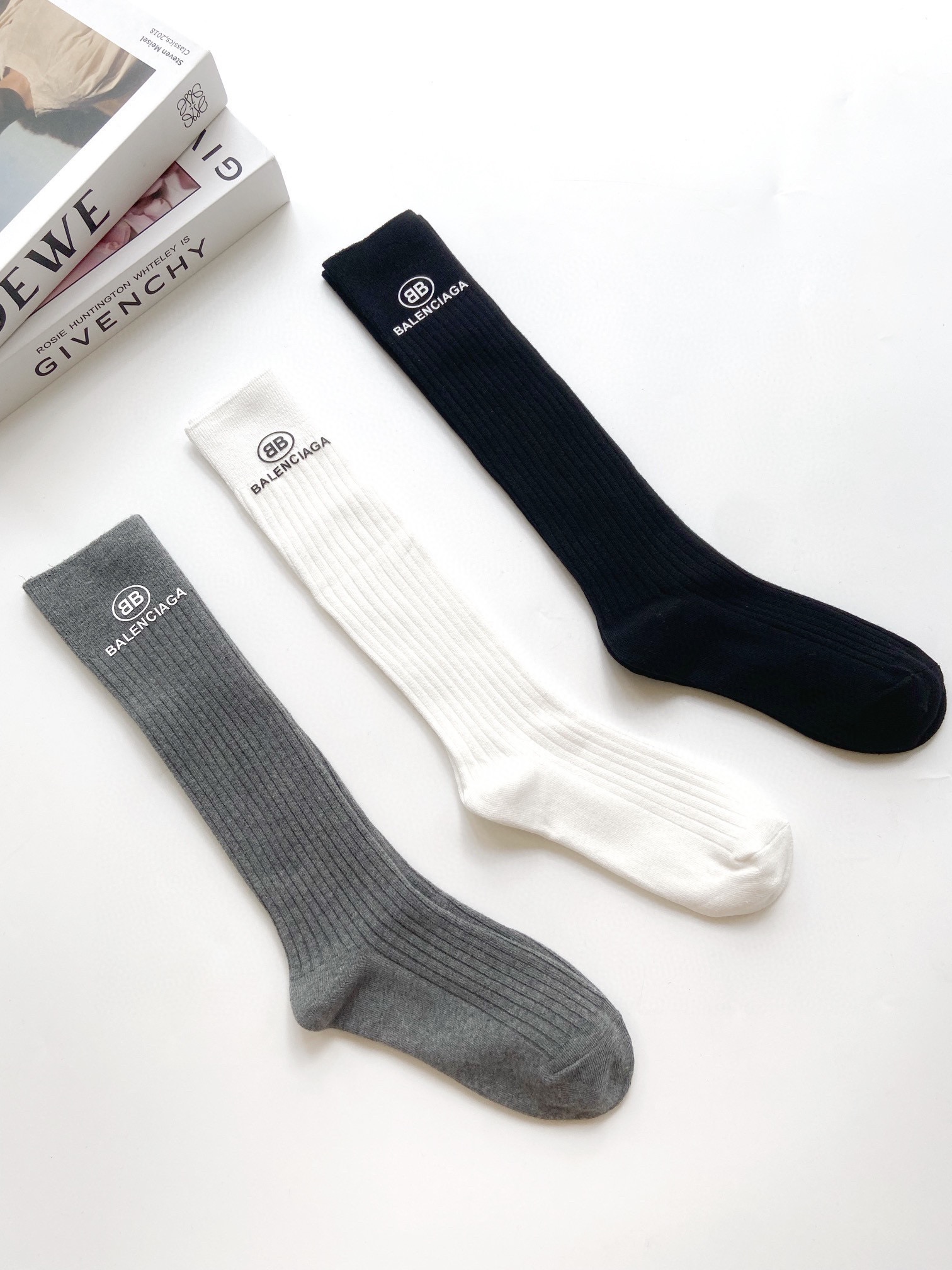 [TOP] BALENCIAGA Socks - 3 Color