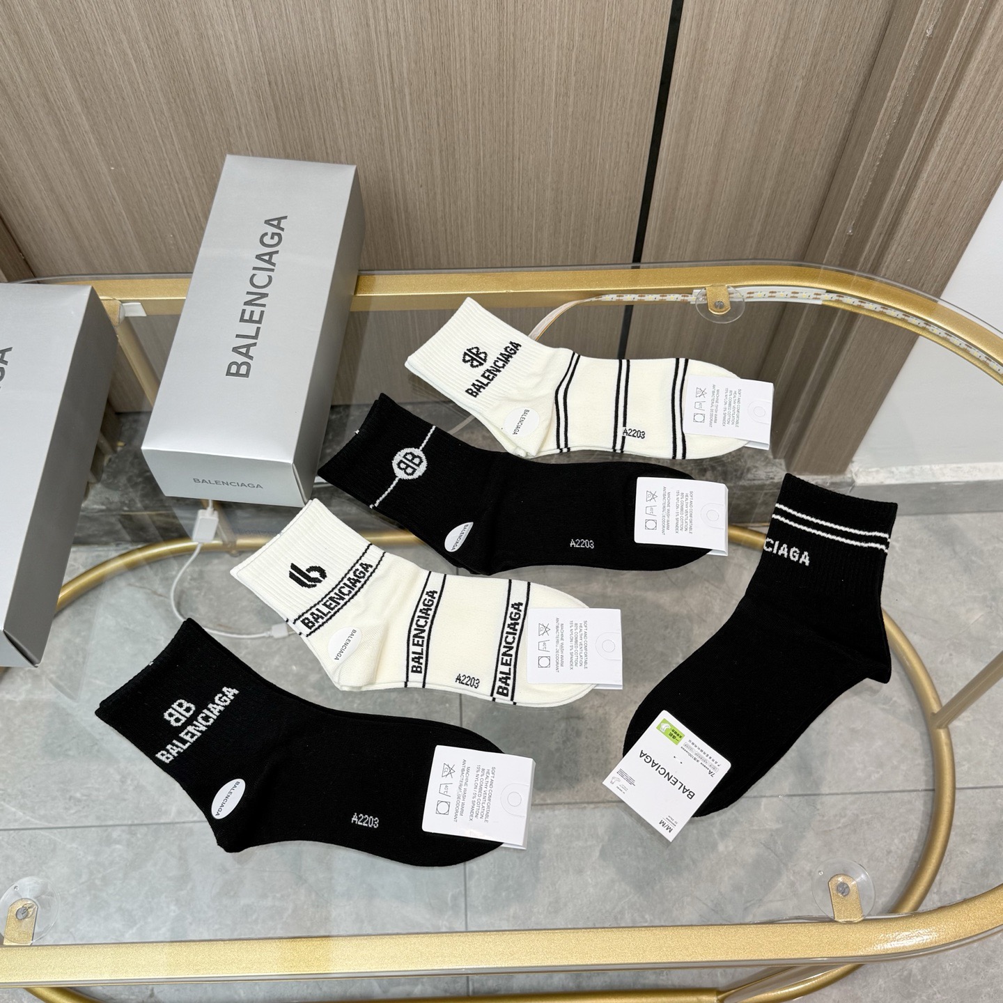 [TOP] BALENCIAGA Socks - 5 Pieces as a Set