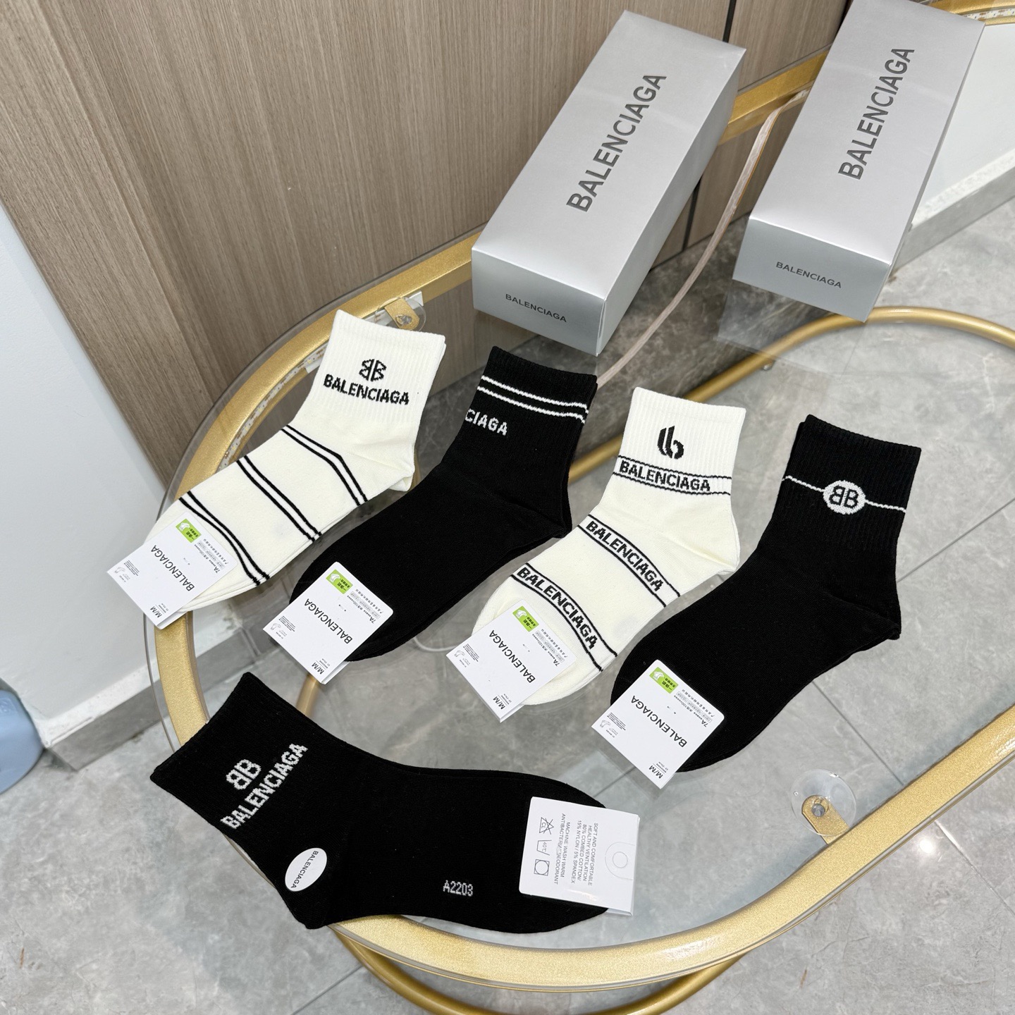 [TOP] BALENCIAGA Socks - 5 Pieces as a Set