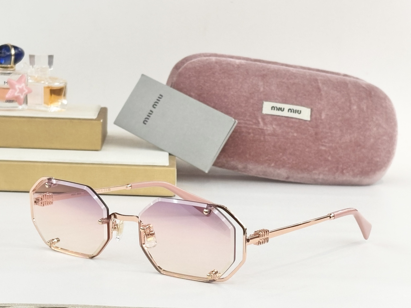 [TOP] Miu Miu Sunglasses - 6 Colors