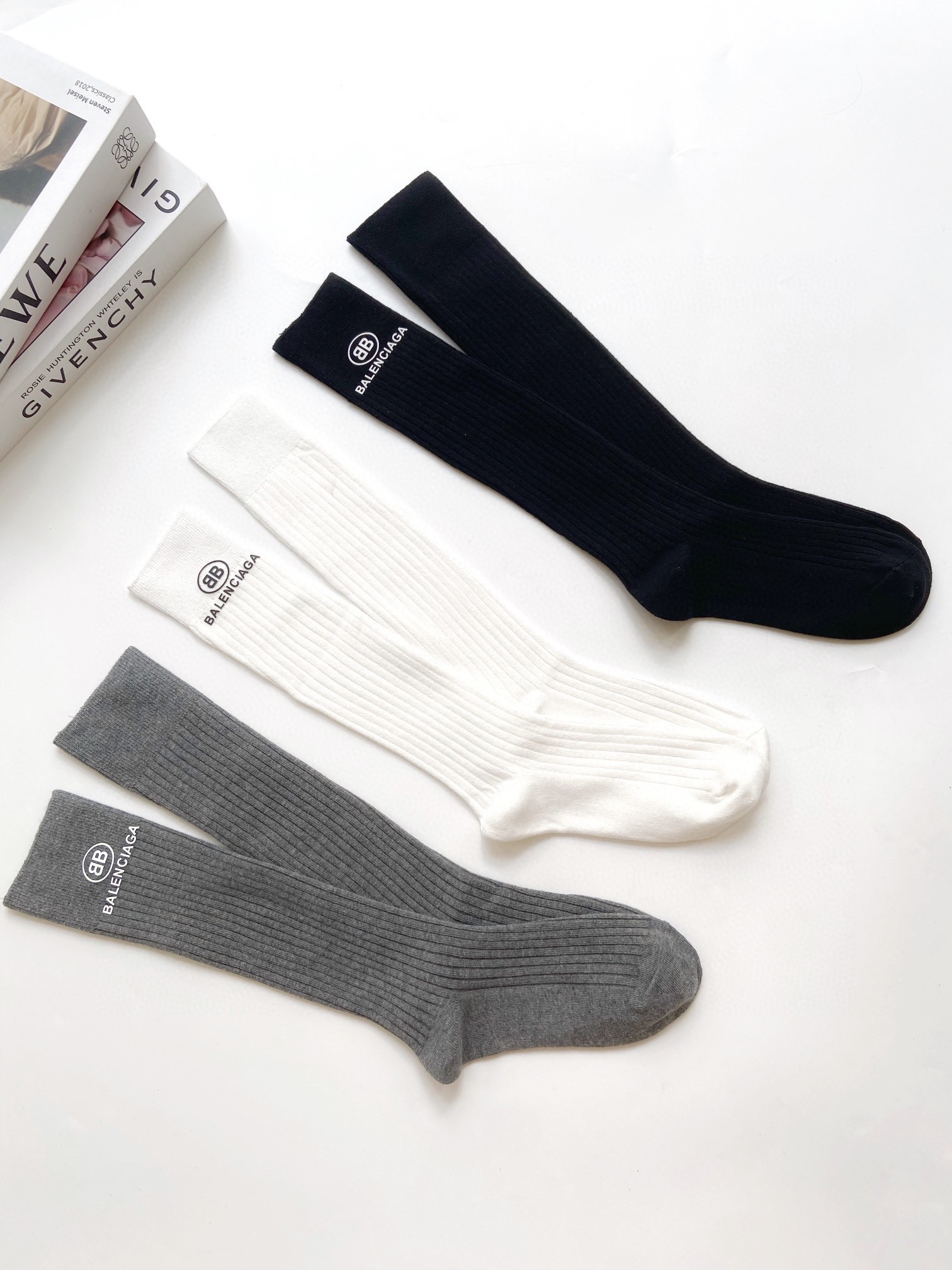 [TOP] BALENCIAGA Socks - 3 Color