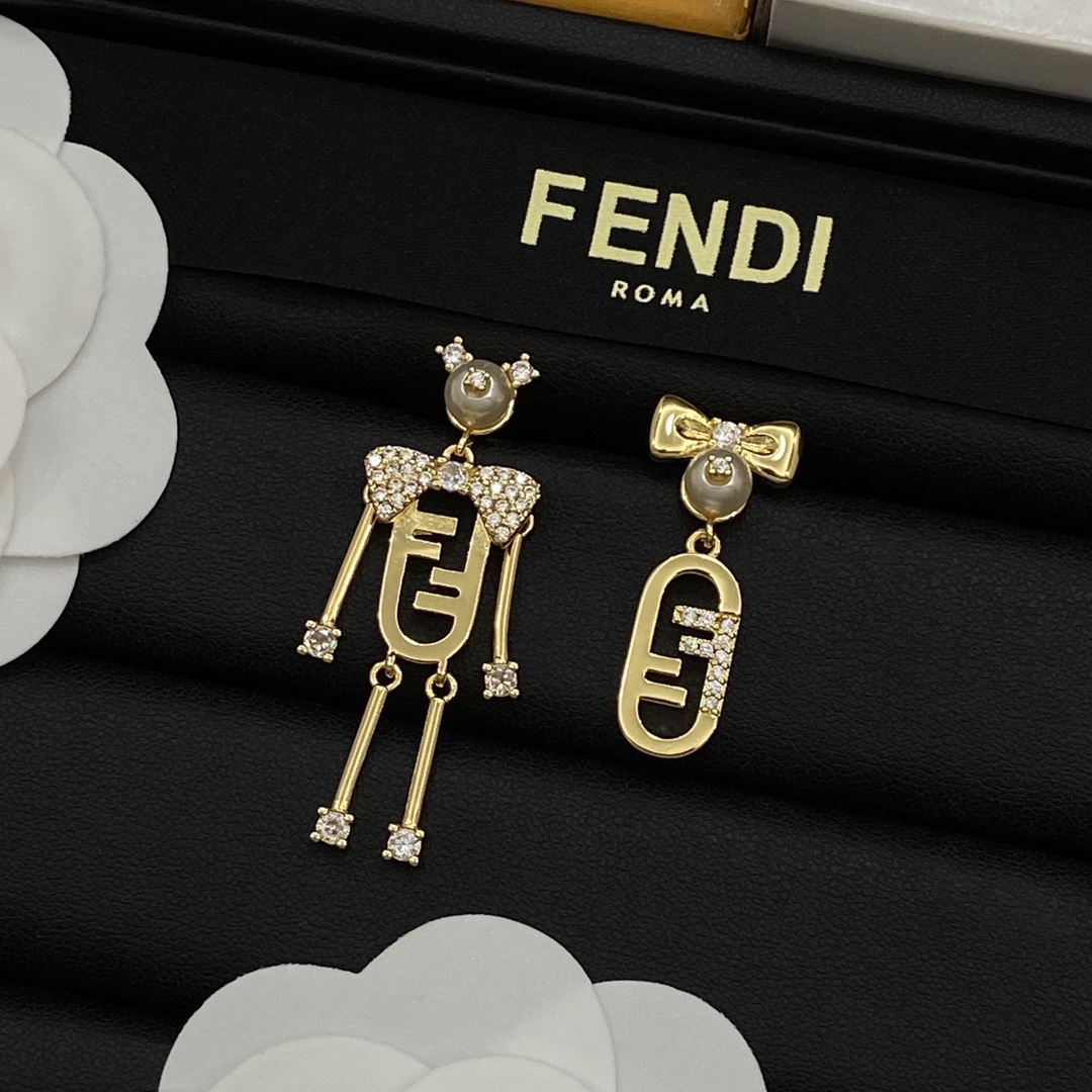 [TOP] FENDI FF Earrings - Gold
