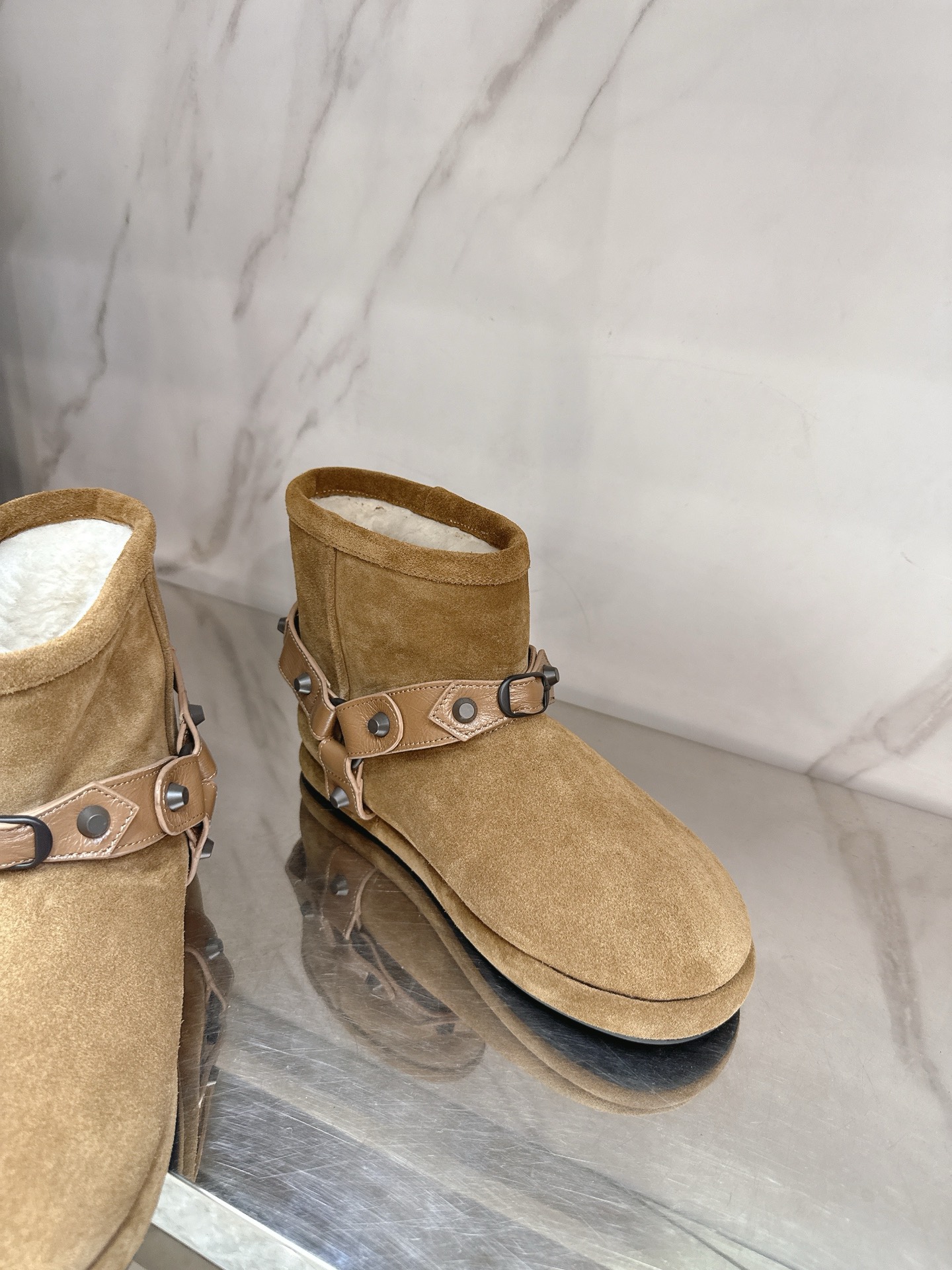 [TOP] BALENCIAGA Snow Boots - 2 Colour