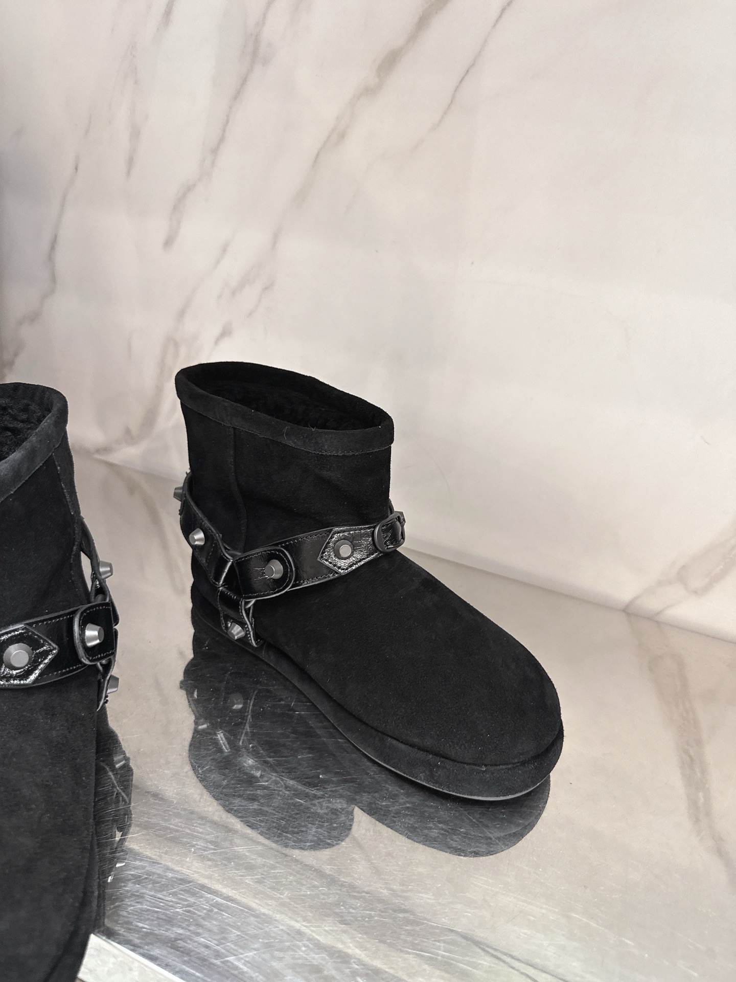 [TOP] BALENCIAGA Snow Boots - 2 Colour
