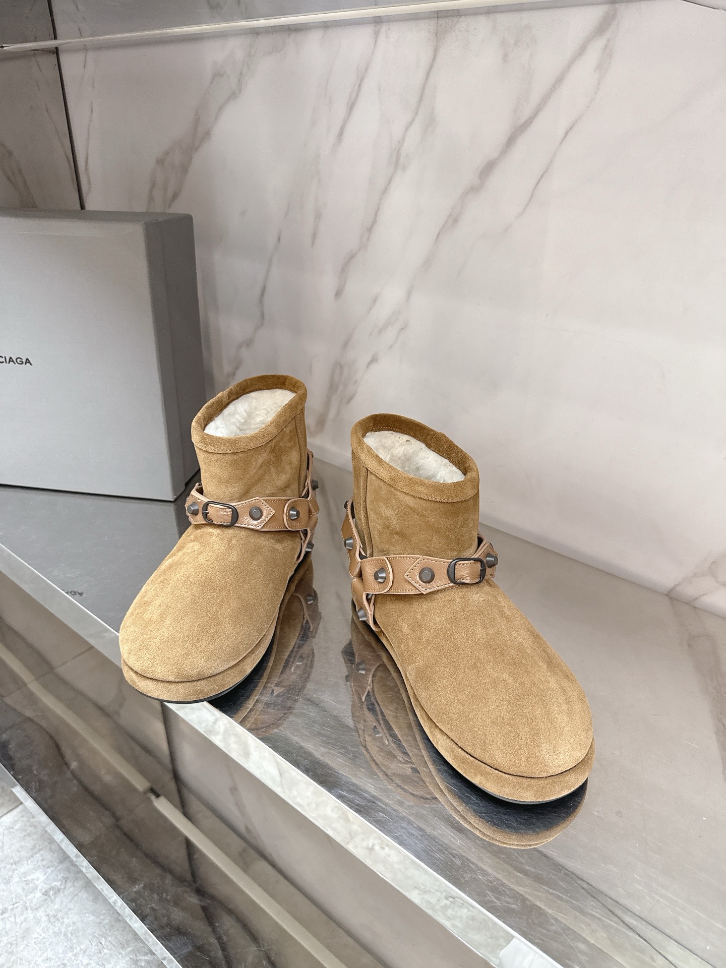 [TOP] BALENCIAGA Snow Boots - 2 Colour