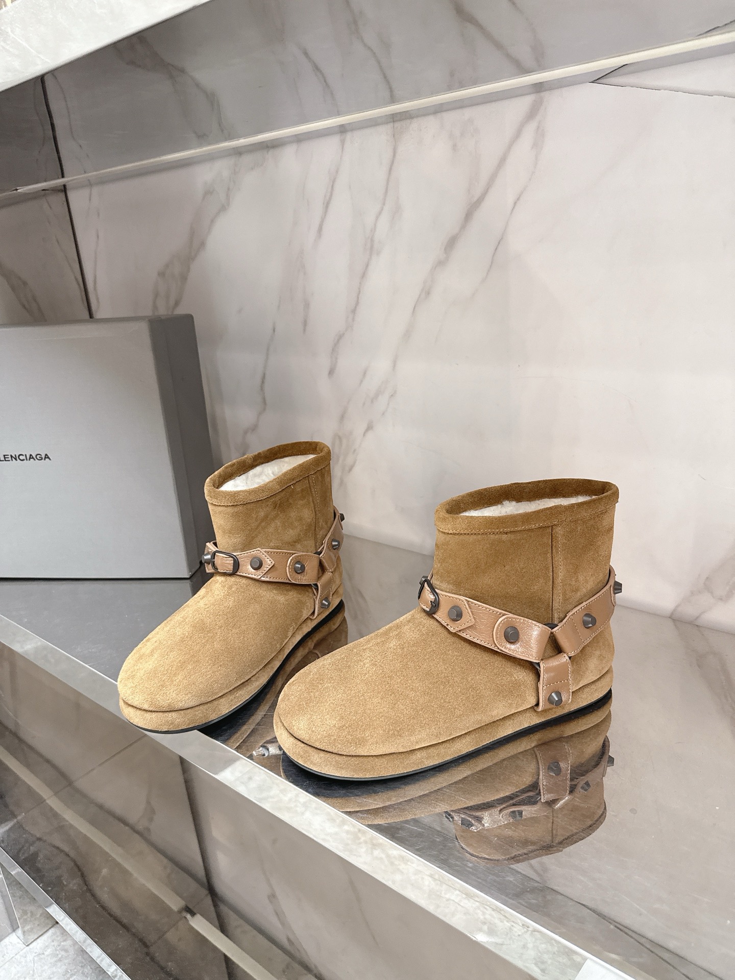 [TOP] BALENCIAGA Snow Boots - 2 Colour