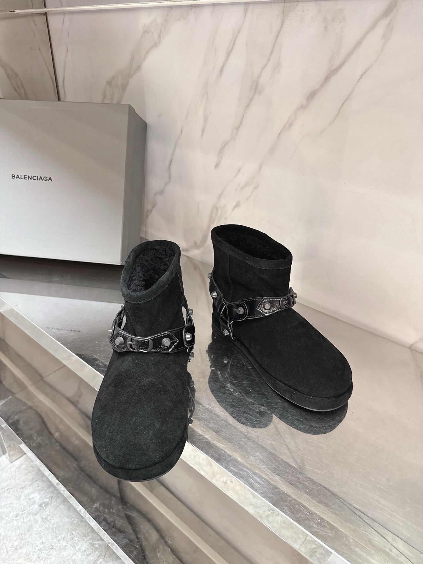 [TOP] BALENCIAGA Snow Boots - 2 Colour