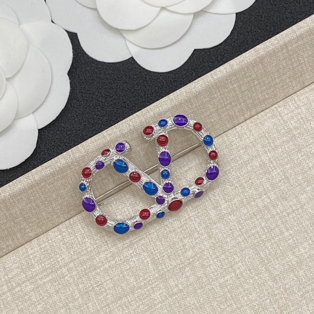 [TOP] VALENTINO  Brooch - 2 Colors