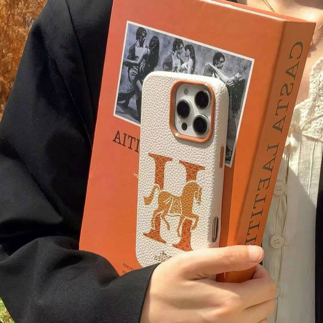 [TOP] HERMES Iphone Phone Case - Beige