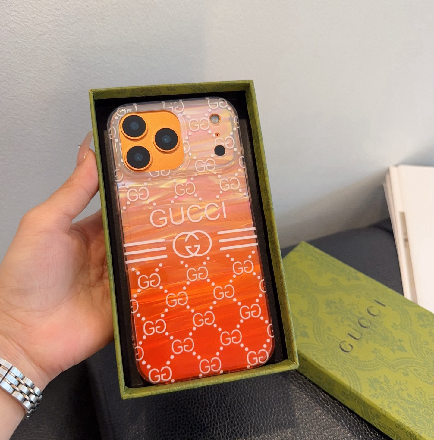 [TOP] GUCCI Iphone Phone Case - Orange
