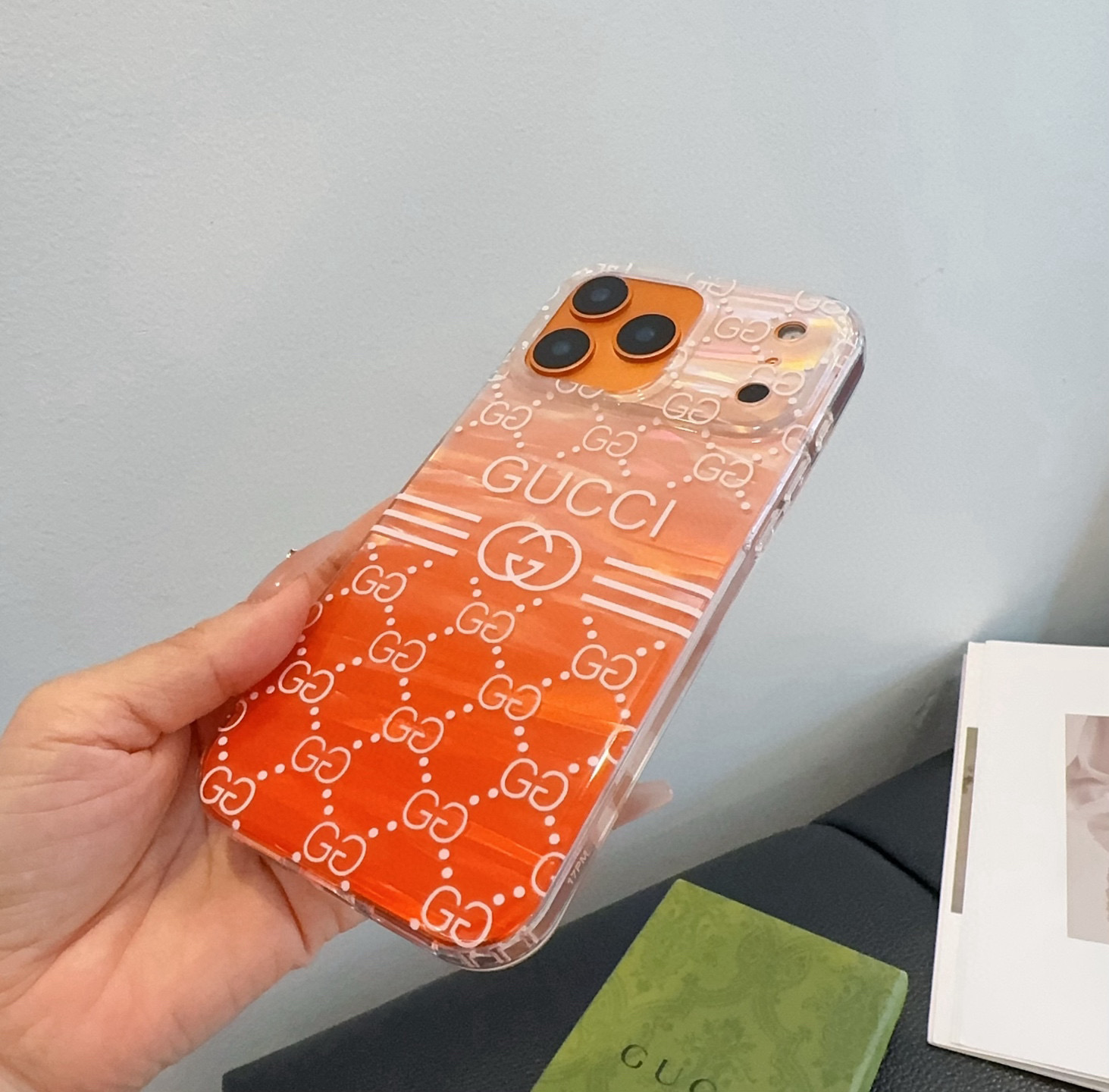 [TOP] GUCCI Iphone Phone Case - Orange