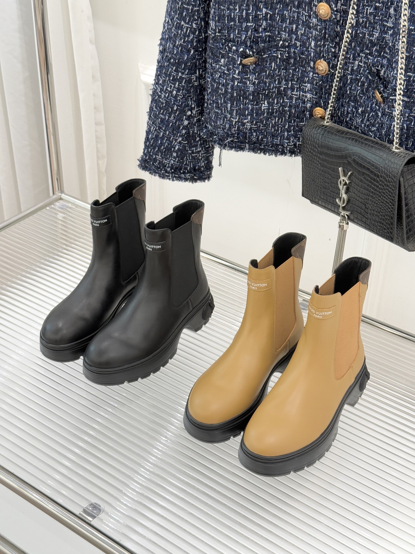 [TOP] Louis Vuitton LV Chelsea's Thick-soled Boots - 2 Color