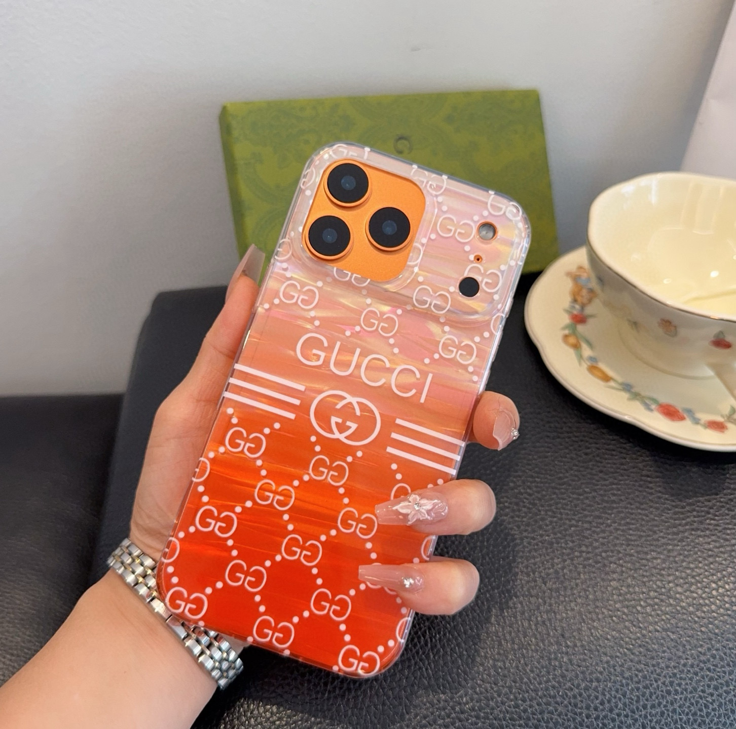 [TOP] GUCCI Iphone Phone Case - Orange