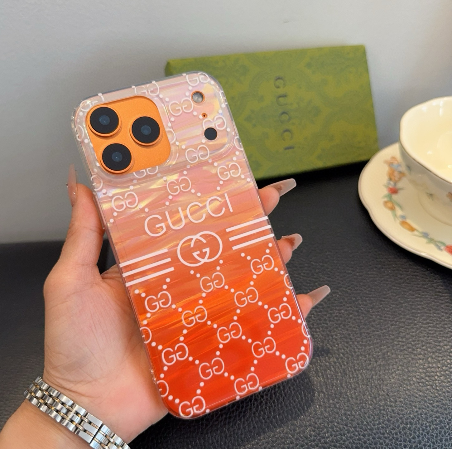 [TOP] GUCCI Iphone Phone Case - Orange