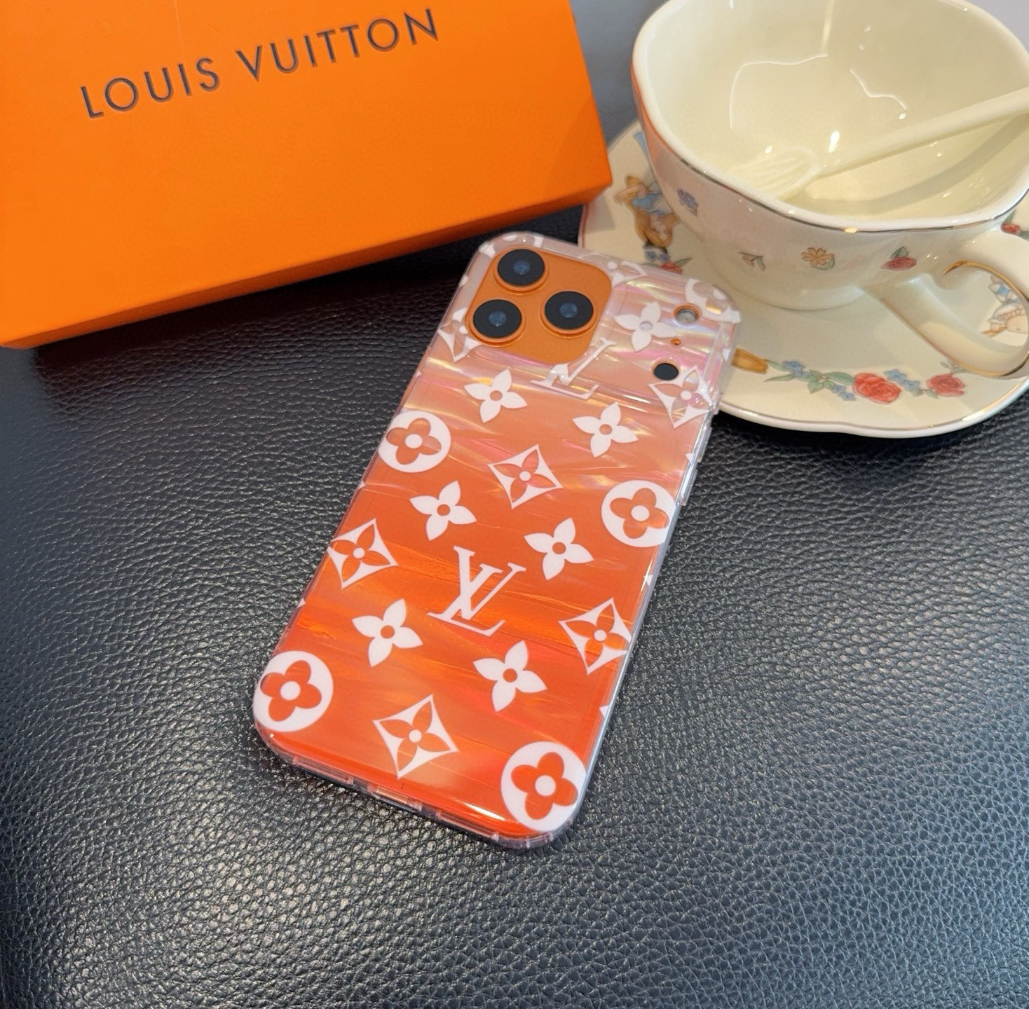 [TOP] Louis Vuitton LV IPhone Case - Orange