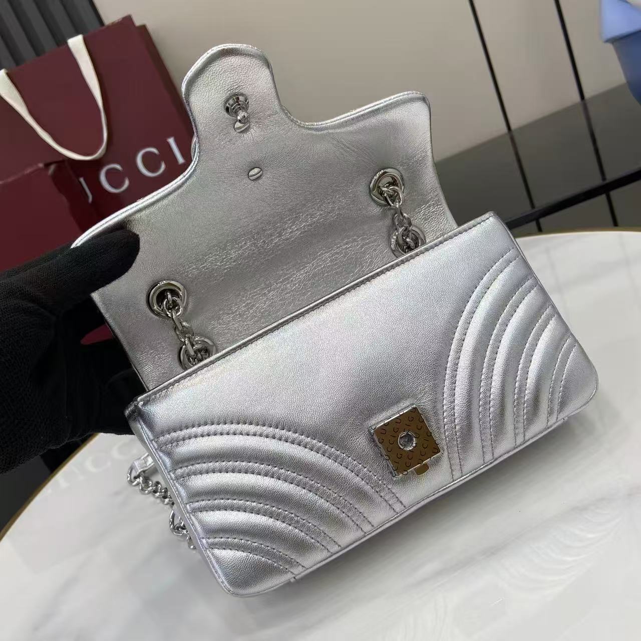 [TOP] GUCCI GG Marmont Bag 22x 12.5x 6 cm - Sliver