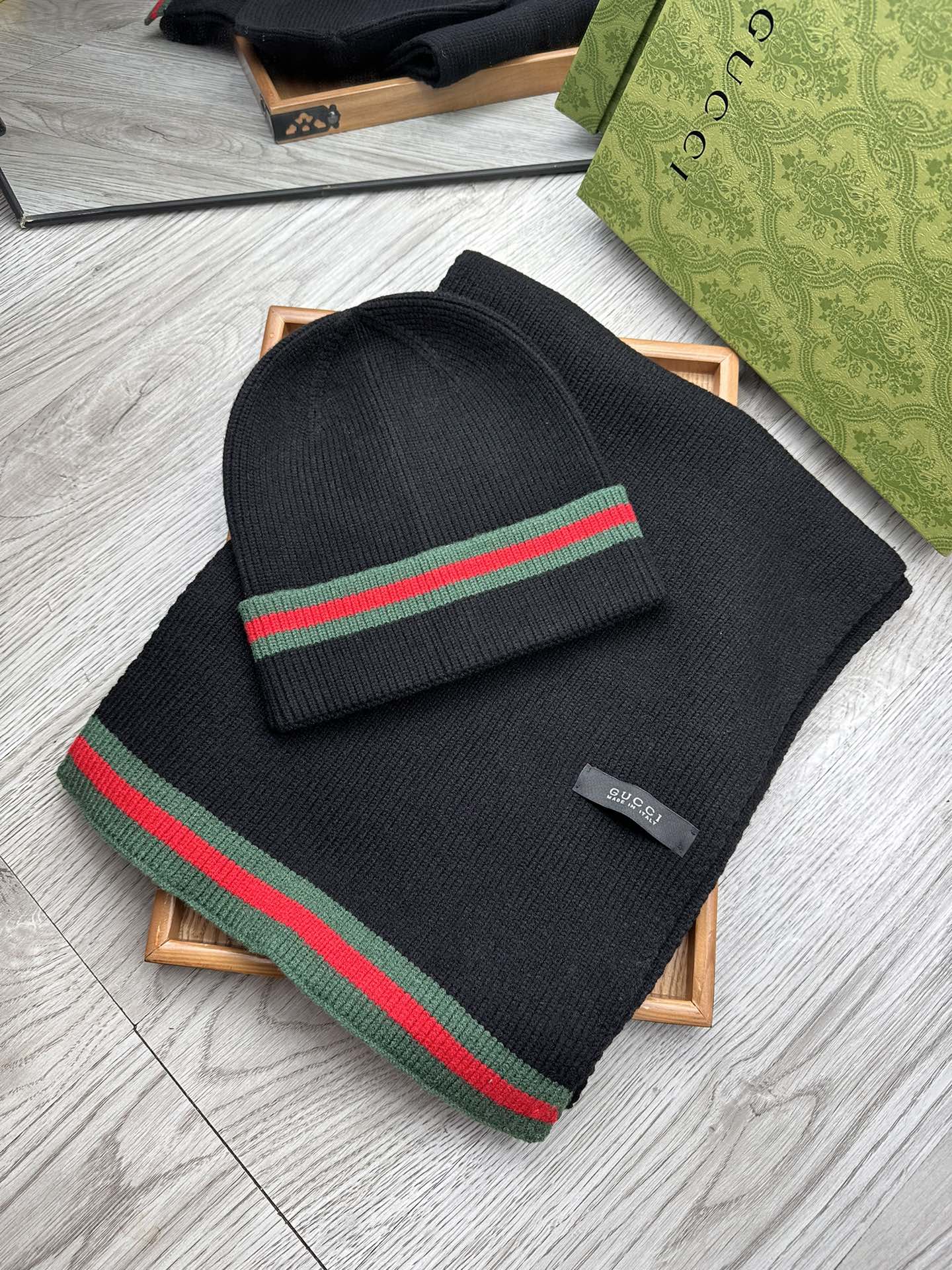 [TOP] GUCCI Knitted Hat Sets - 3 Colors