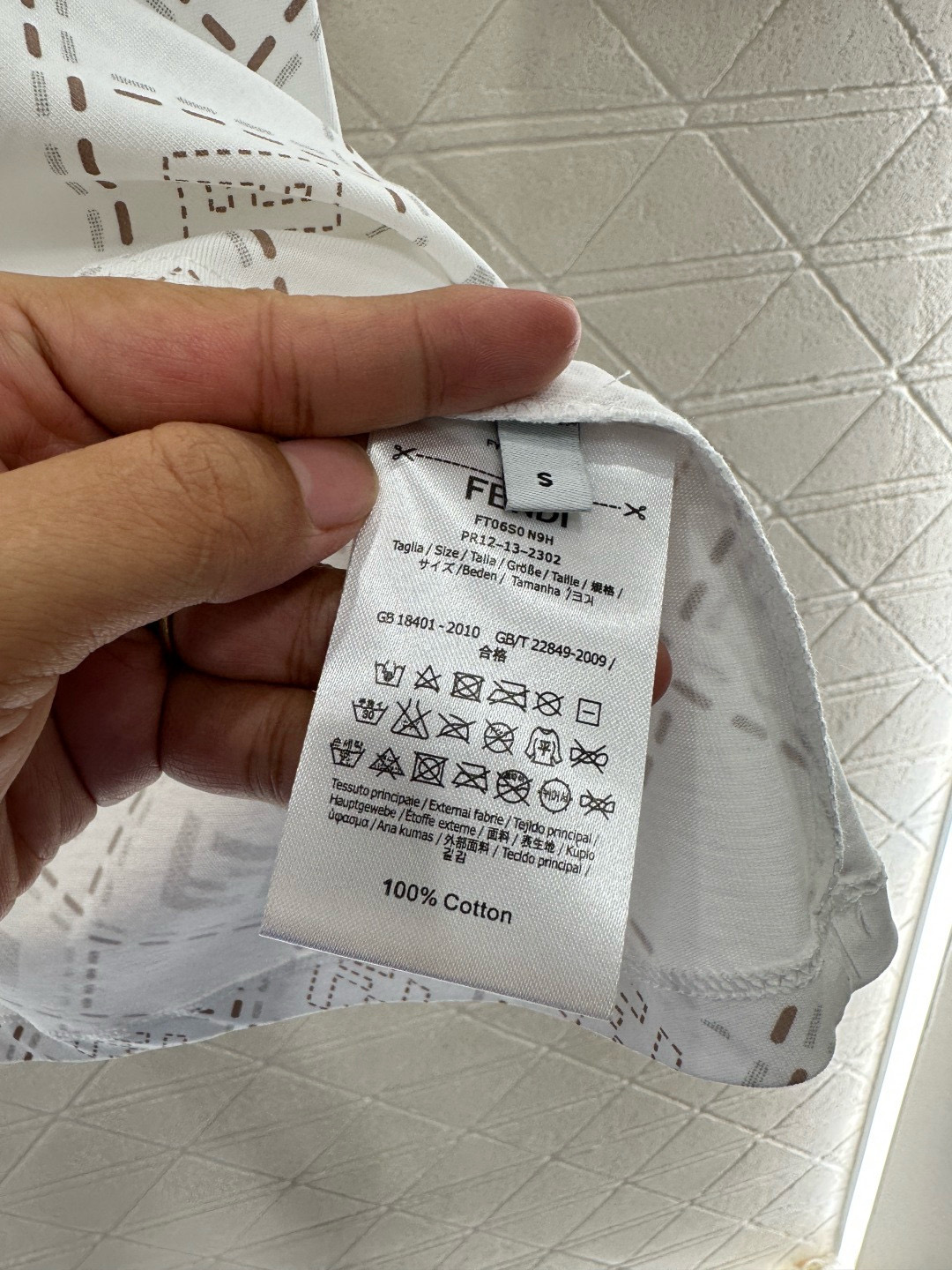 [TOP] FENDI  T-Shirt - White