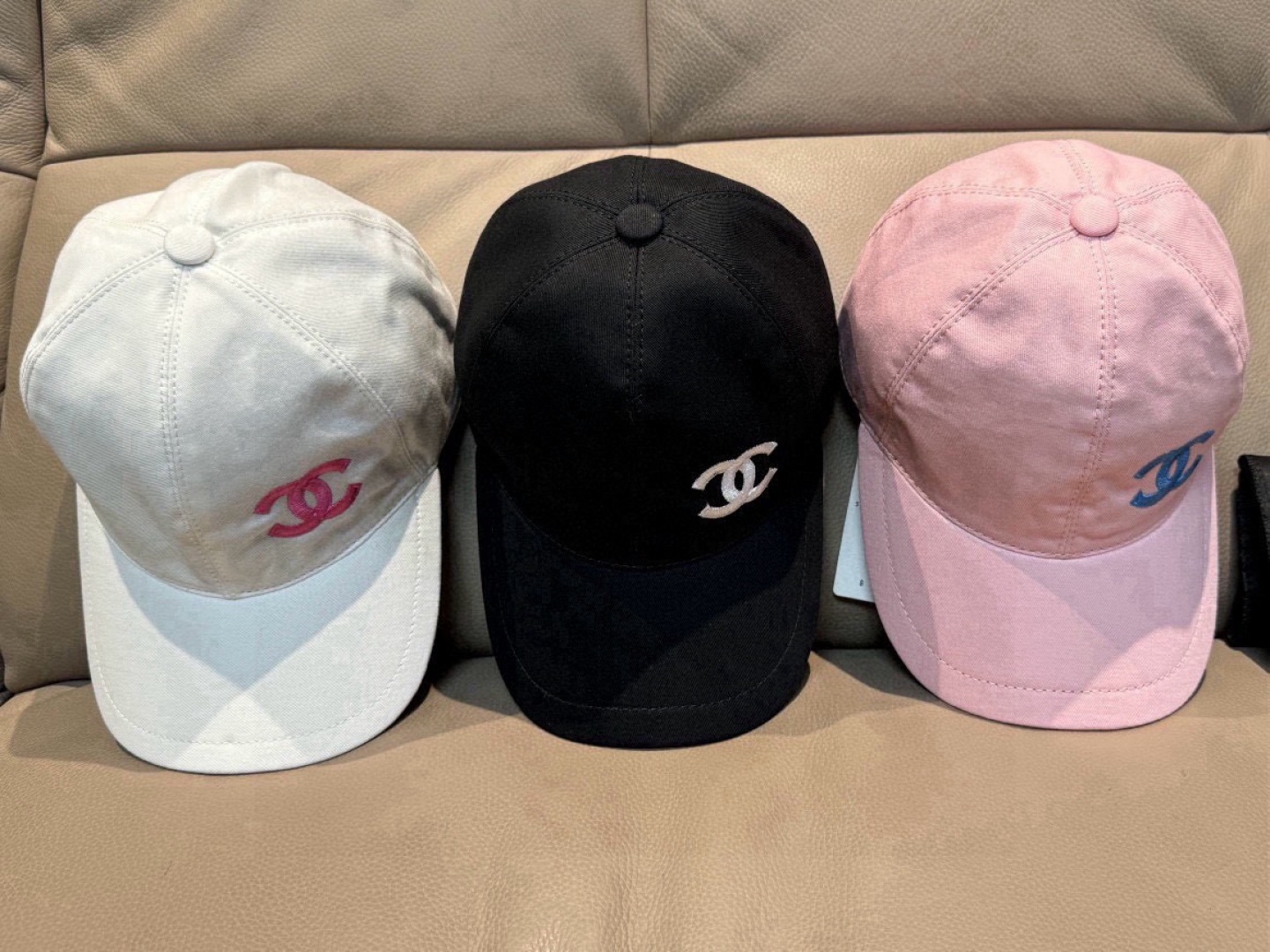 [TOP] CHANEL Classic Baseball Hat - 3 Colors