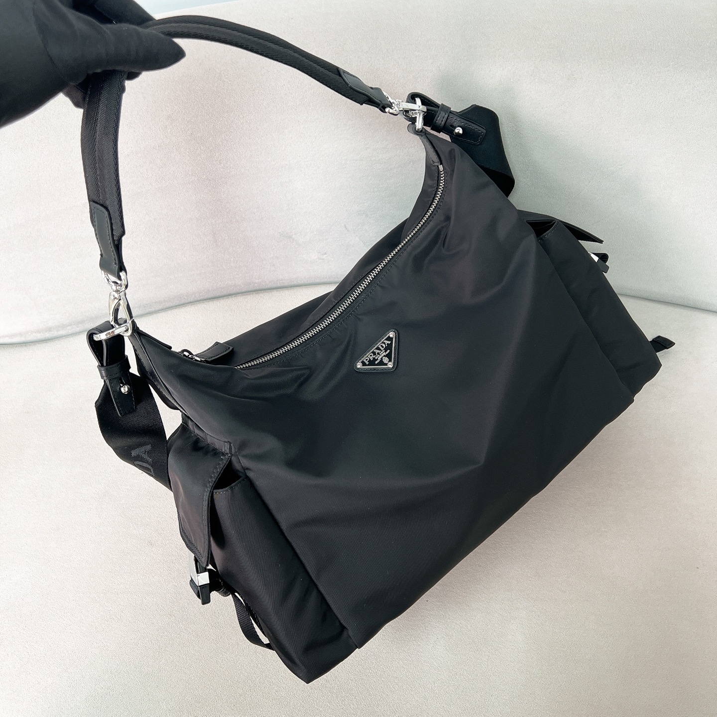 [TOP] PRADA Men's Explore Messenger Bag 43x29.5x15cm - Black