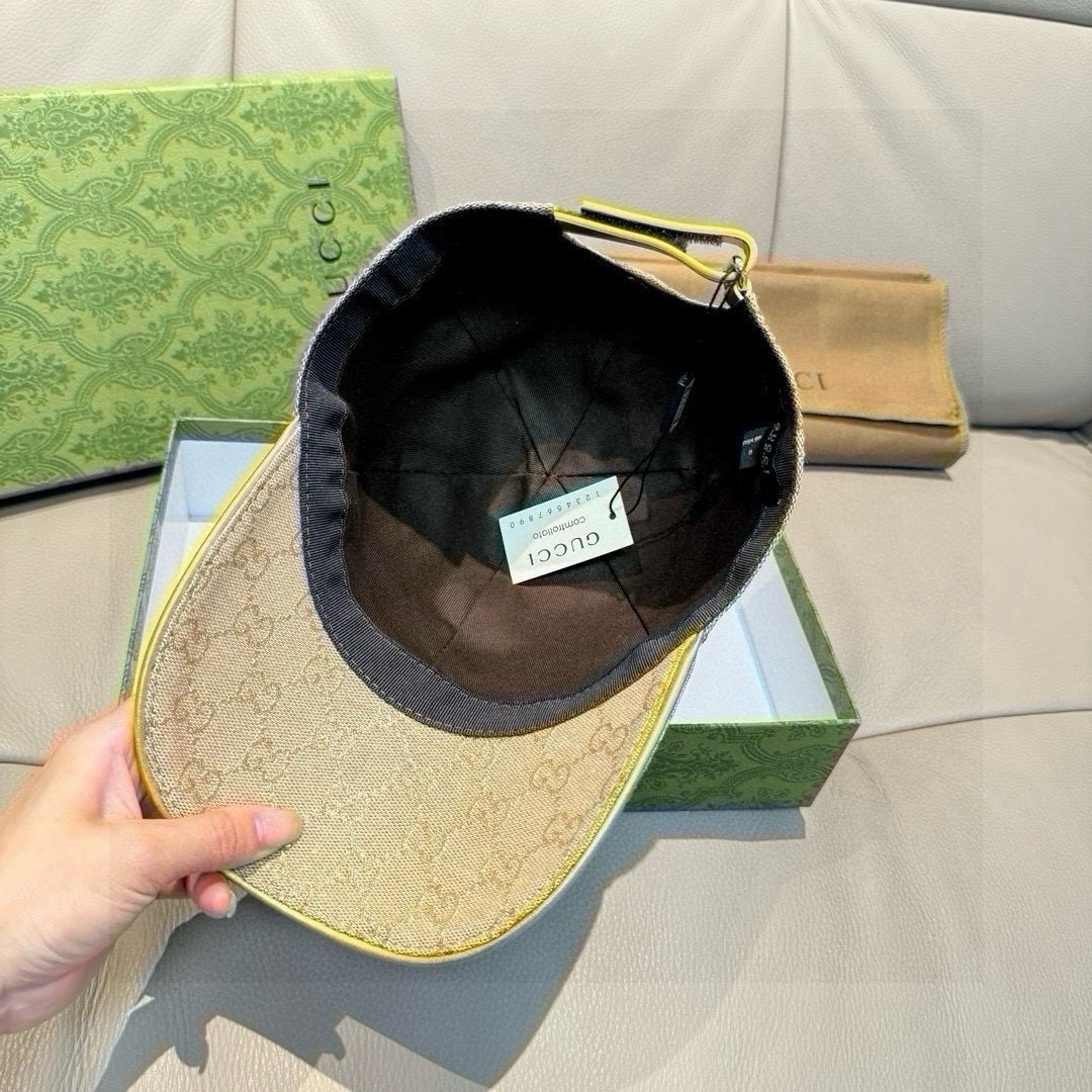 [TOP] GUCCI Baseball Cap Gold Thread Logo - Khaki