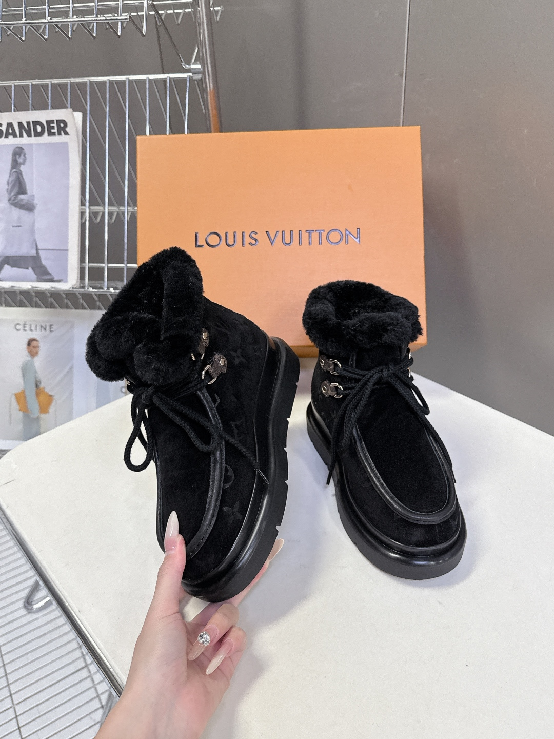 [TOP] Louis Vuitton LV Short Boots - 3 Colors