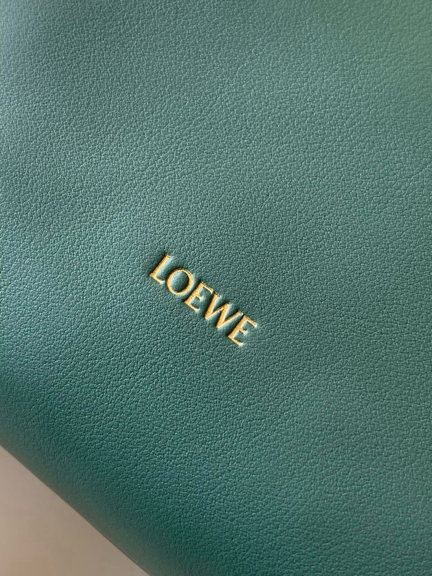 [TOP] LOEWE Flamenco Bag Cowhide Leather 23×18×9 cm/30×10.5×24.5 cm - Aden Green