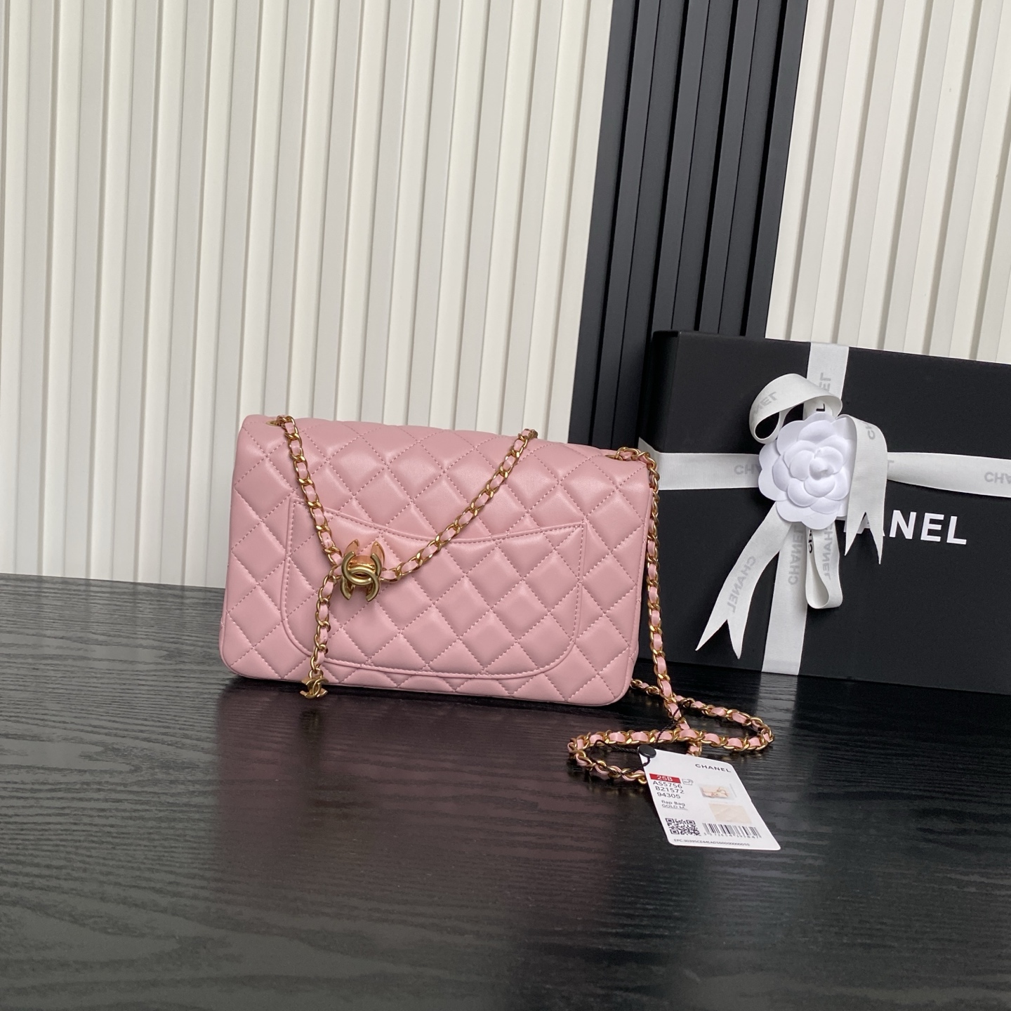 [TOP] CHANEL Flab Bags 14.5X23.5X7cm - 2 Colors
