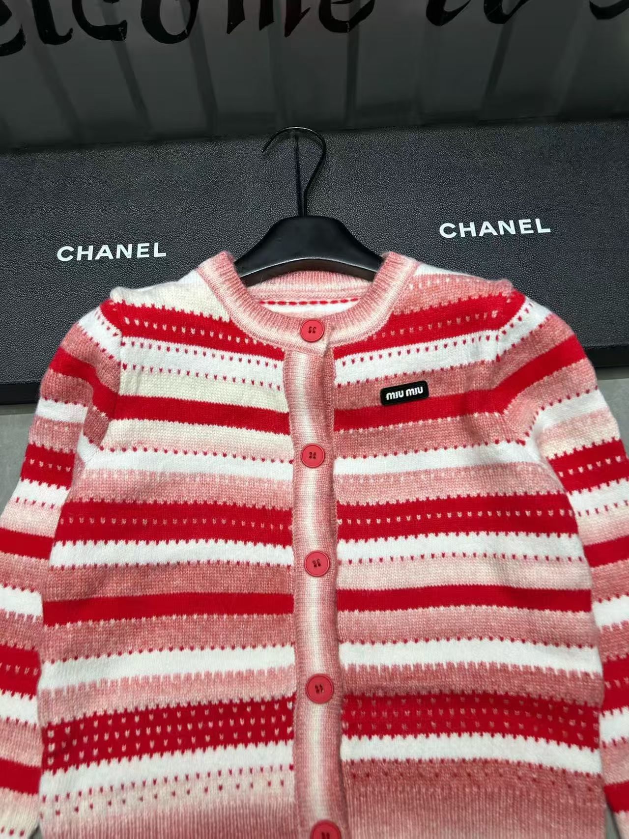 [TOP] Miu Miu Sweater - Red