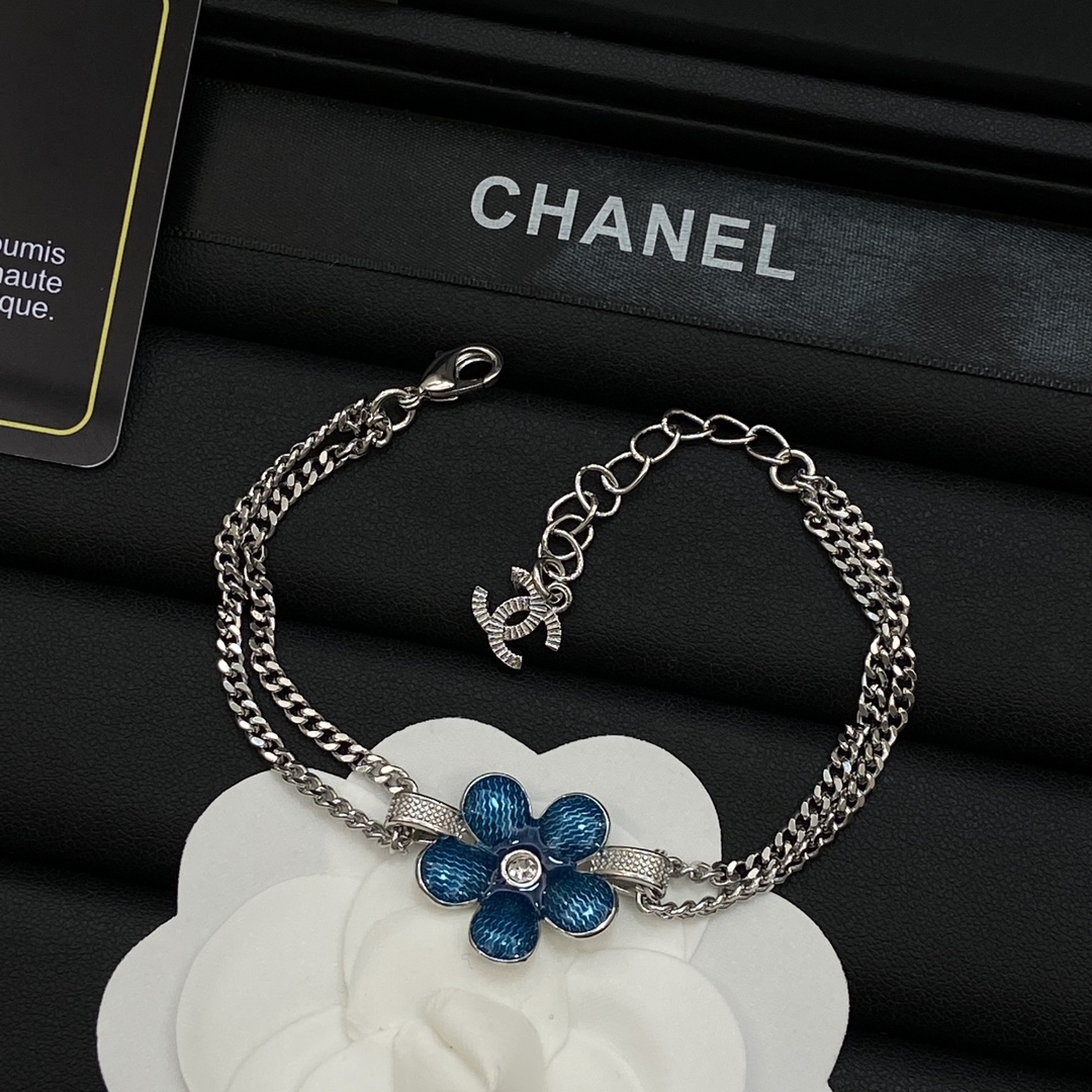 [TOP] CHANEL Necklace Bracelet Earrings Set - Silver