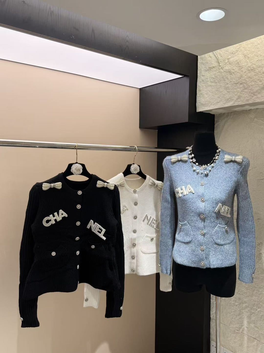 [TOP] CHANEL Sweater -  3 Colors