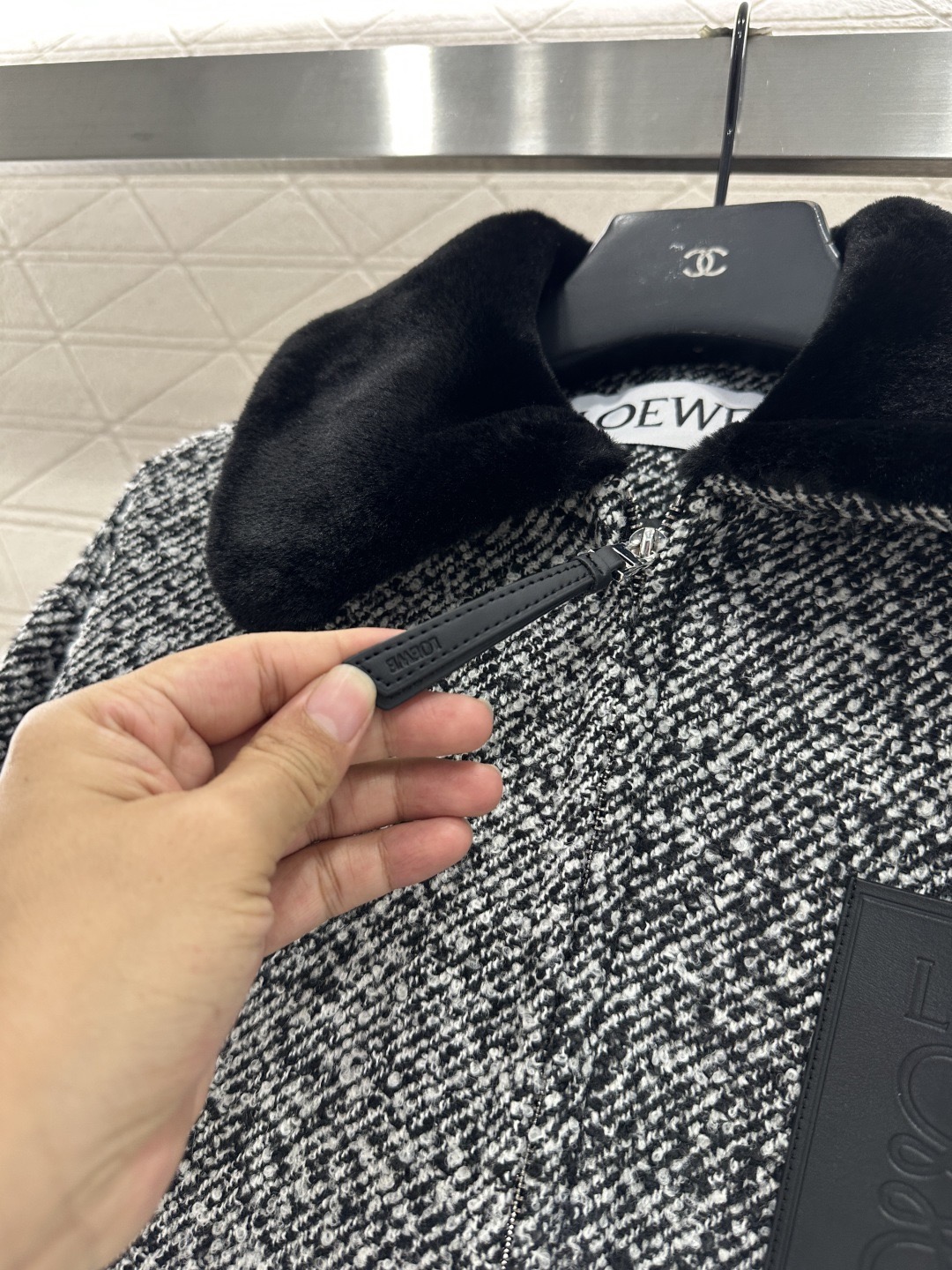 [TOP] LOEWE Fur-collared Wool Coat - Black