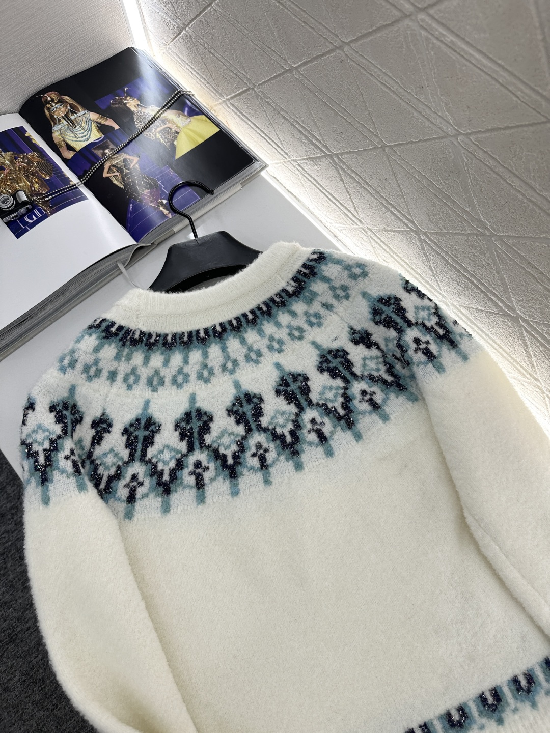 [TOP] LOEWE Louiswain Sweater - Beige